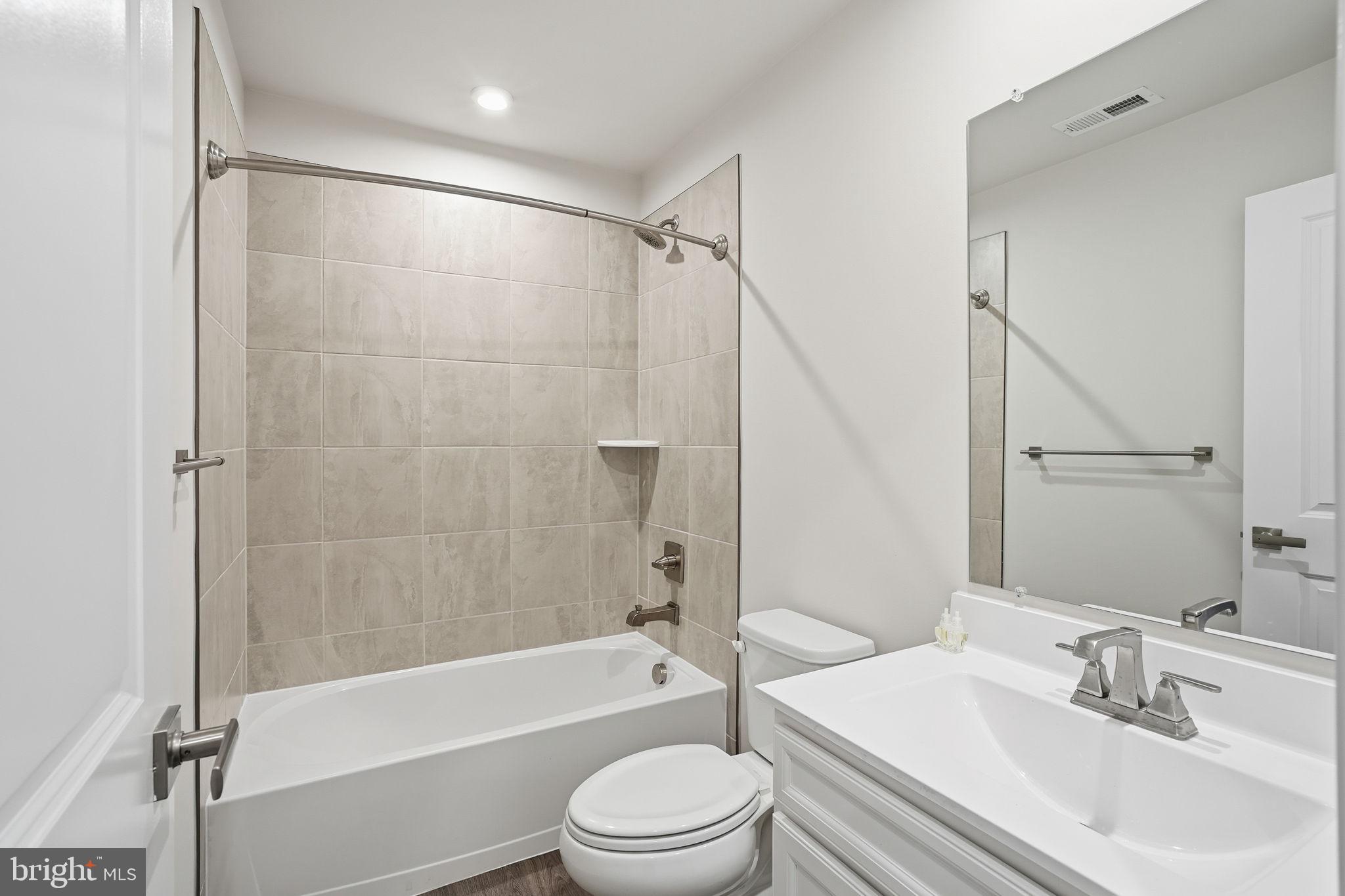 RESERVOIR HILL - Residential Lease