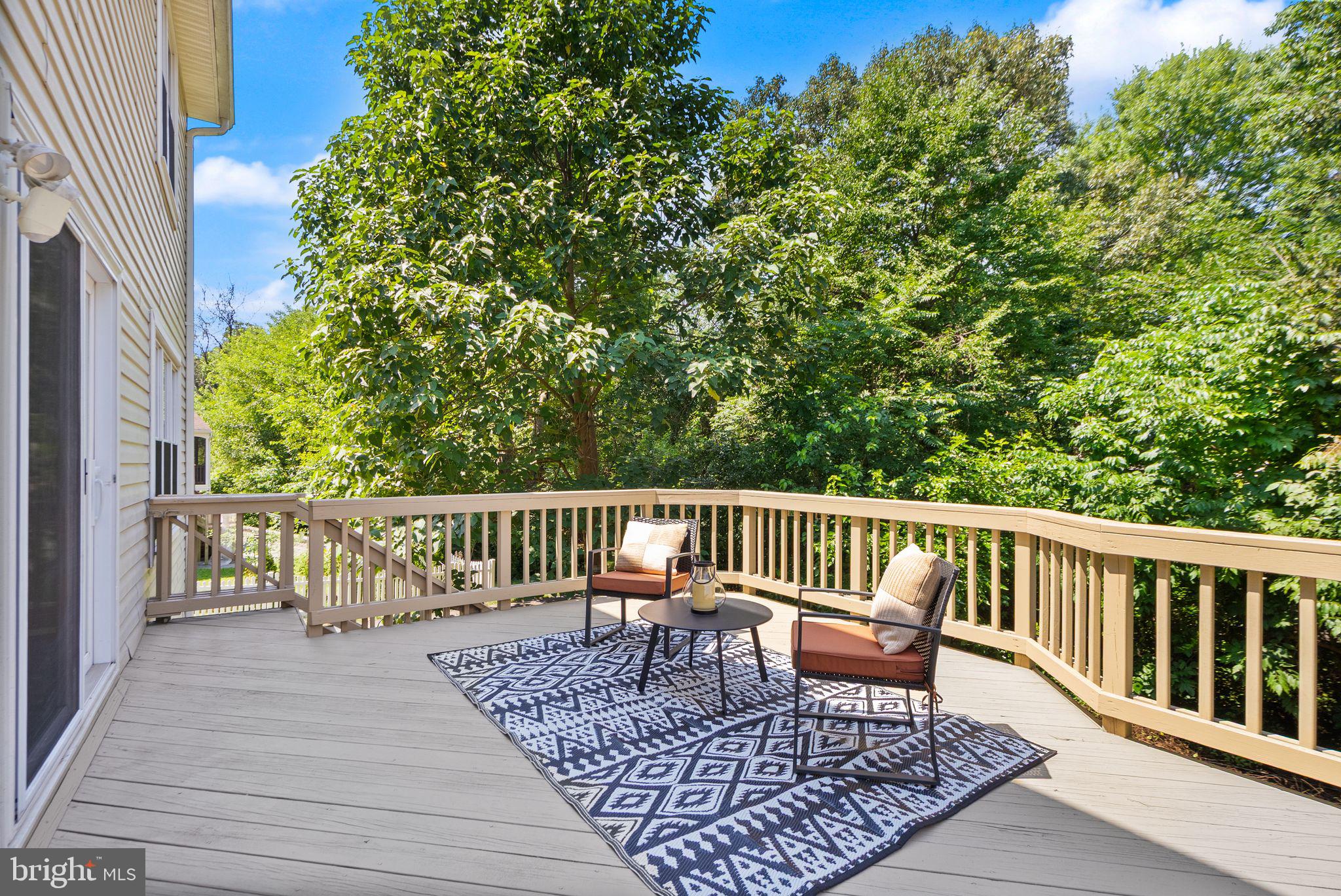 SIGNATURE AT BROADLANDS - Residential