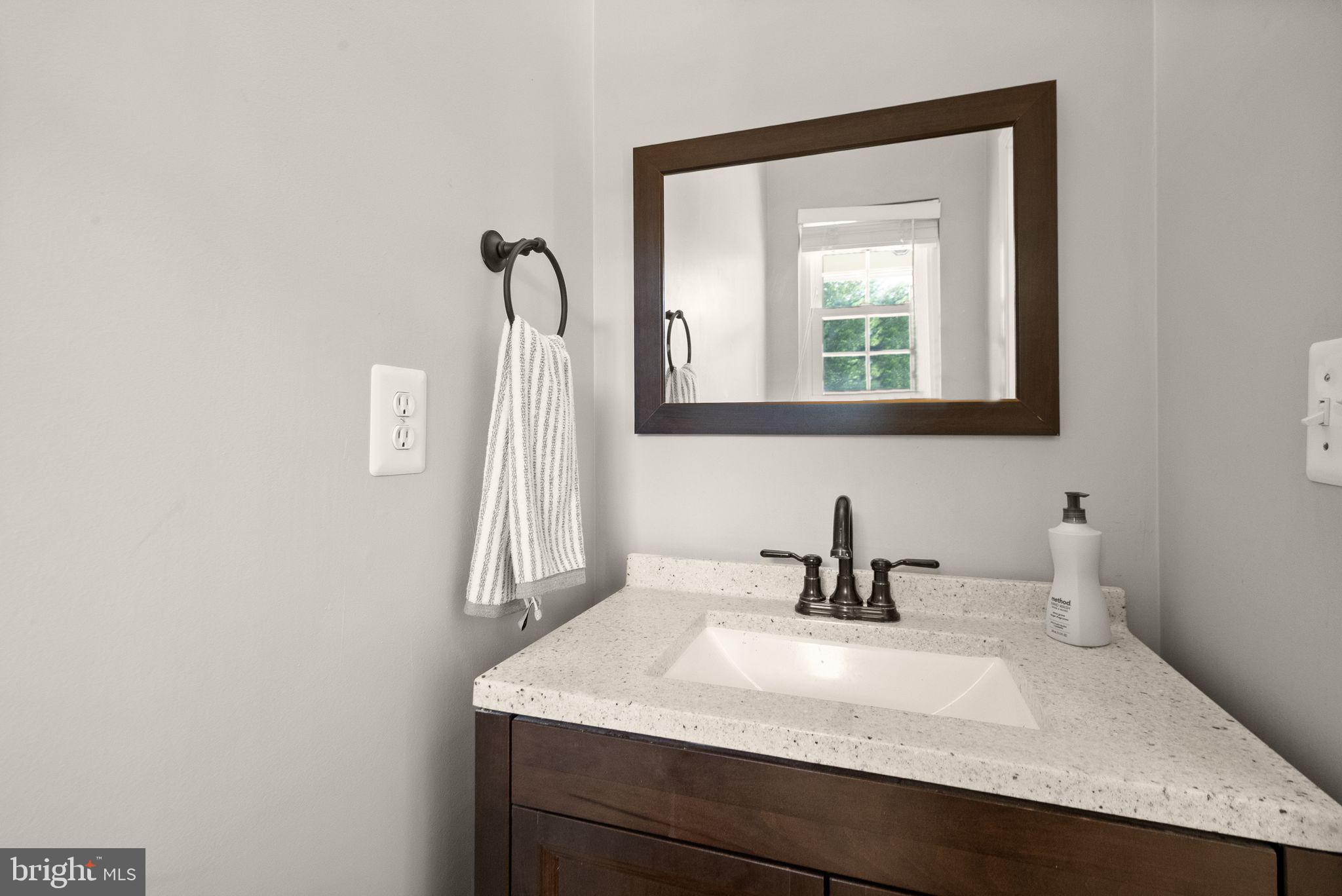 SIGNATURE AT BROADLANDS - Residential