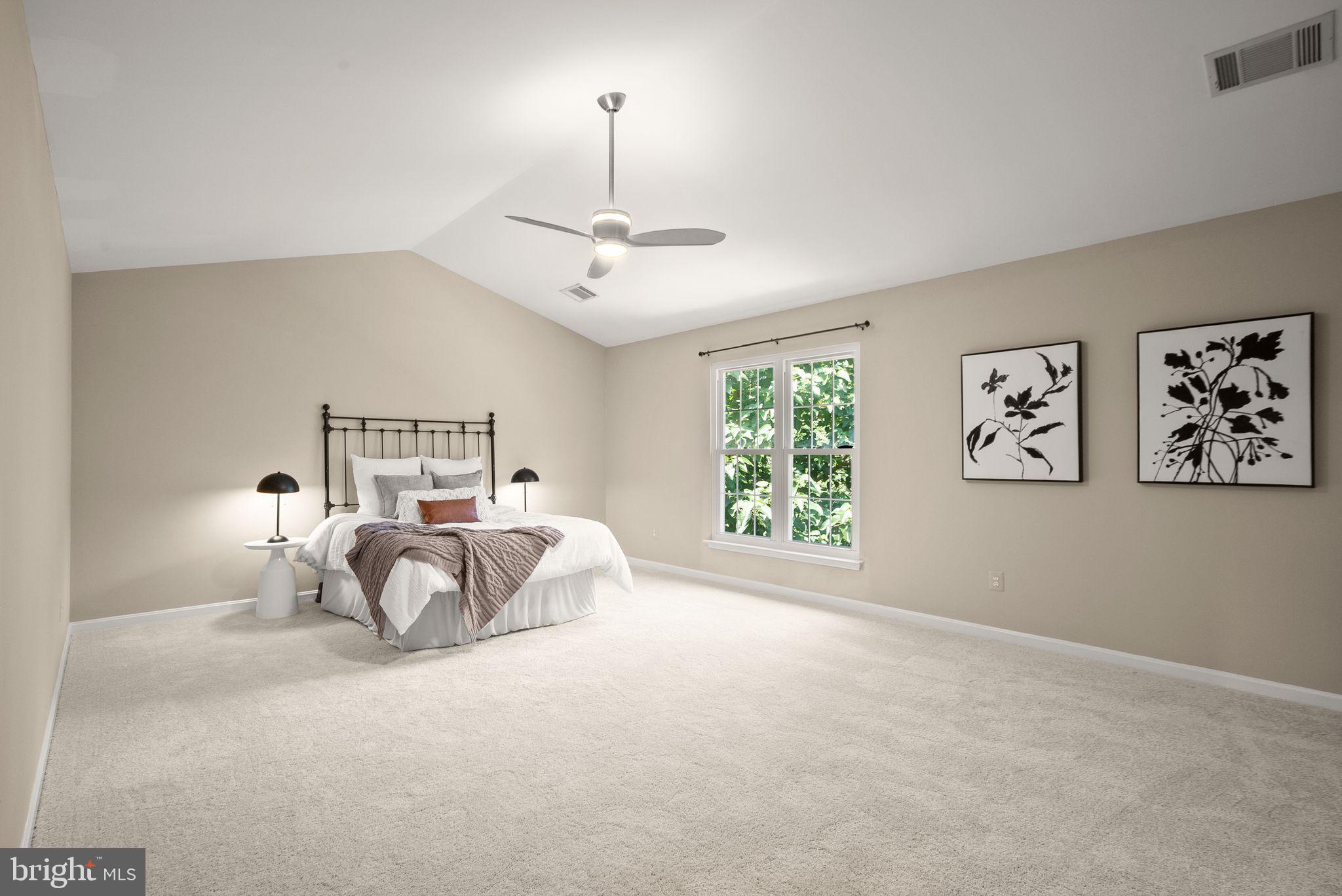 SIGNATURE AT BROADLANDS - Residential