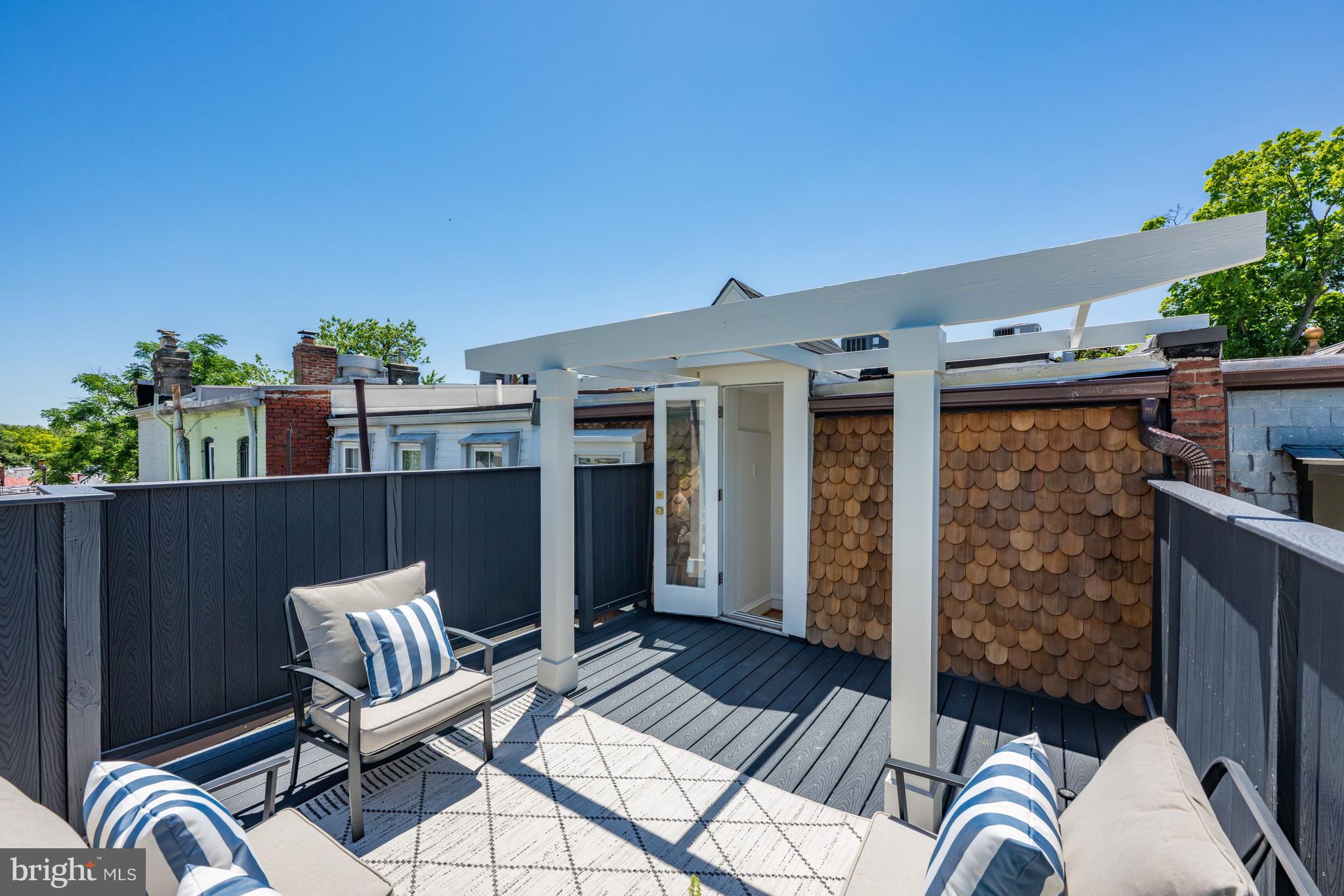 GEORGETOWN - Residential