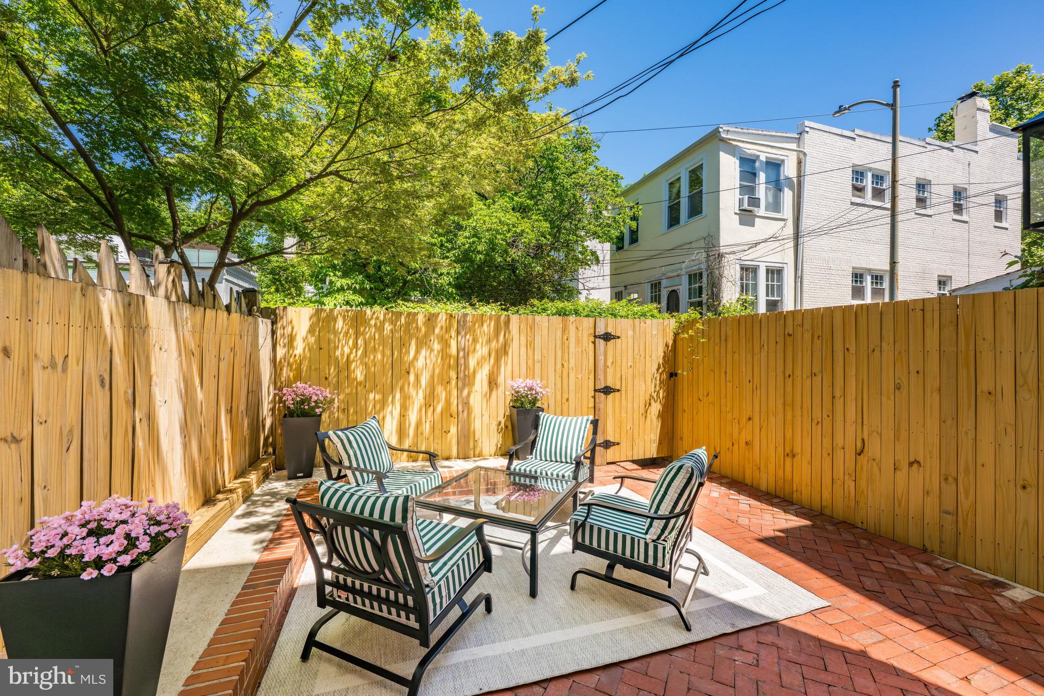 GEORGETOWN - Residential
