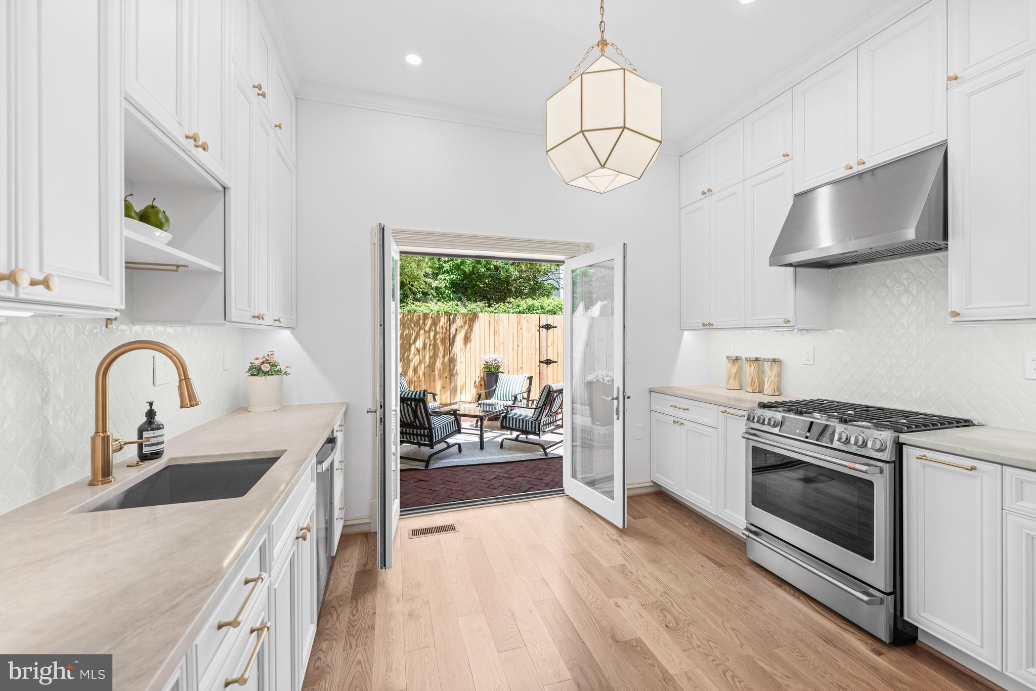 GEORGETOWN - Residential