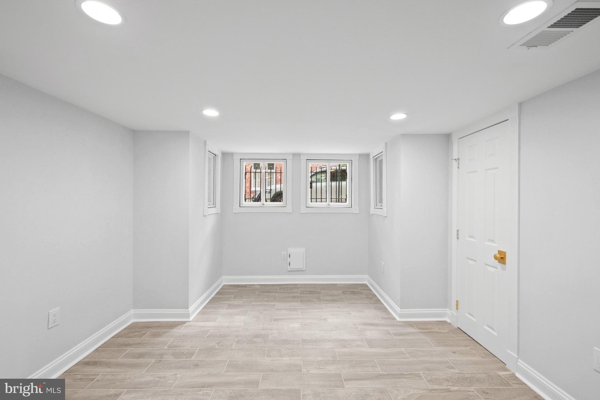 GEORGETOWN - Residential
