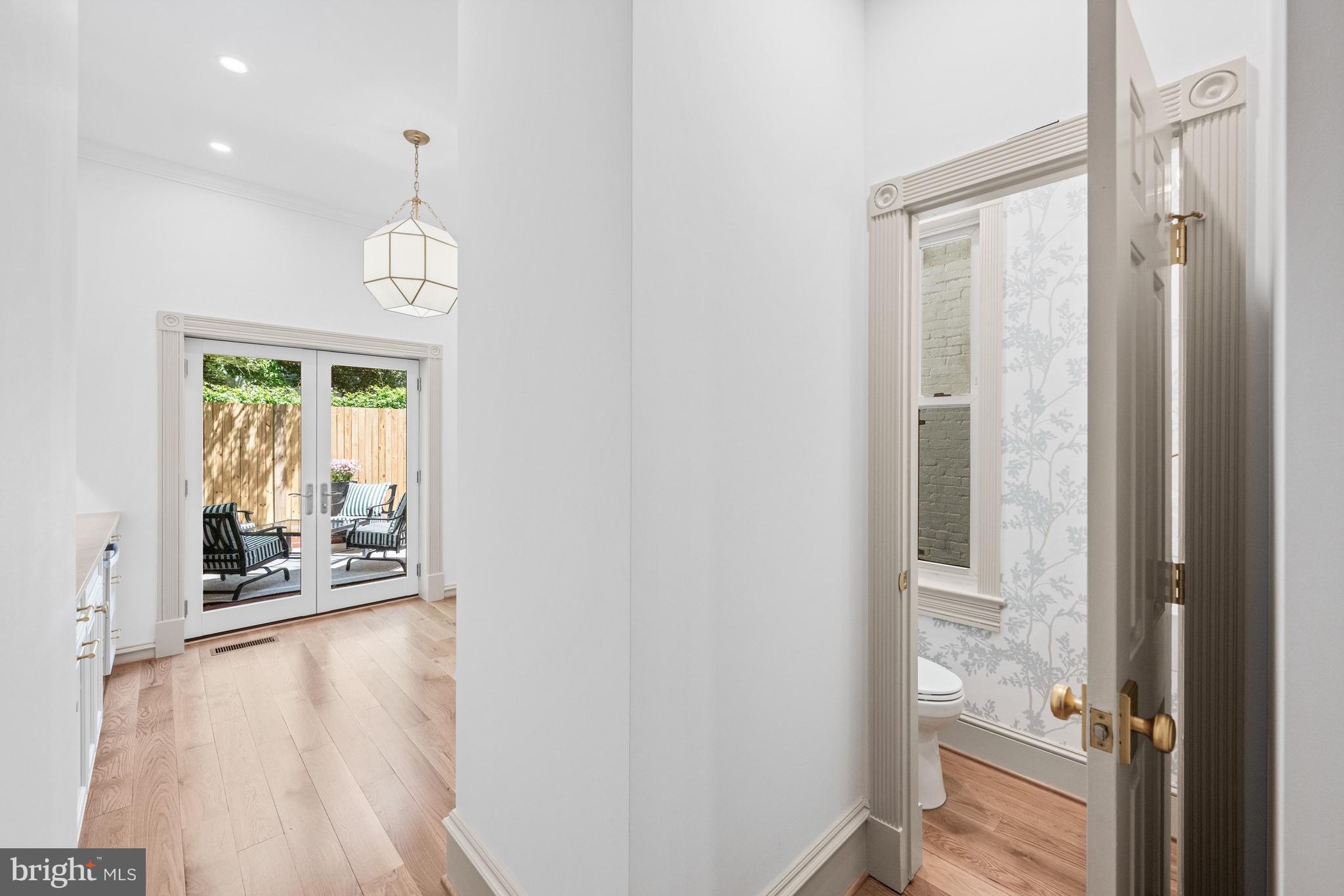 GEORGETOWN - Residential