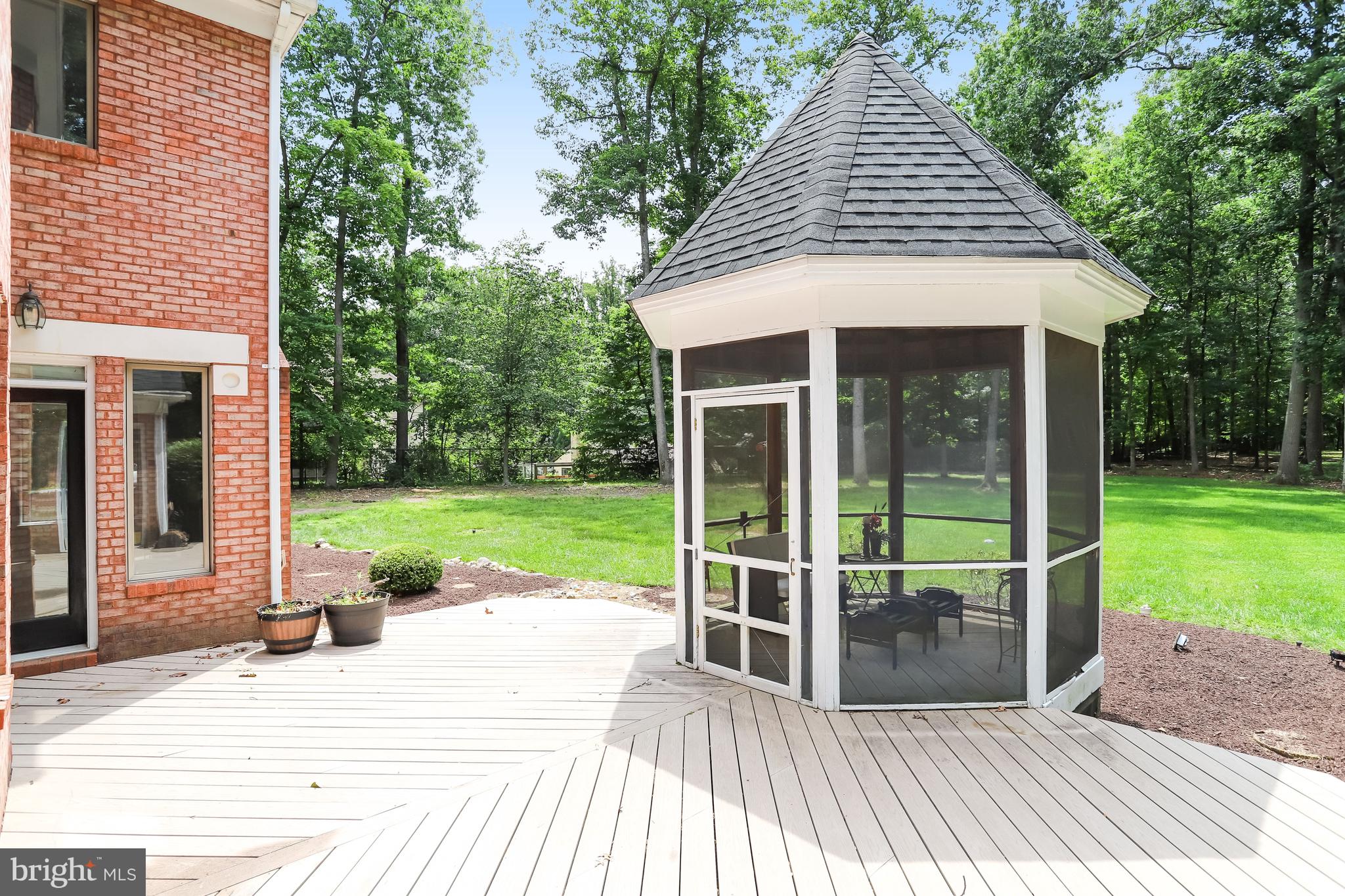 BEACH MILL ESTATES - Residential
