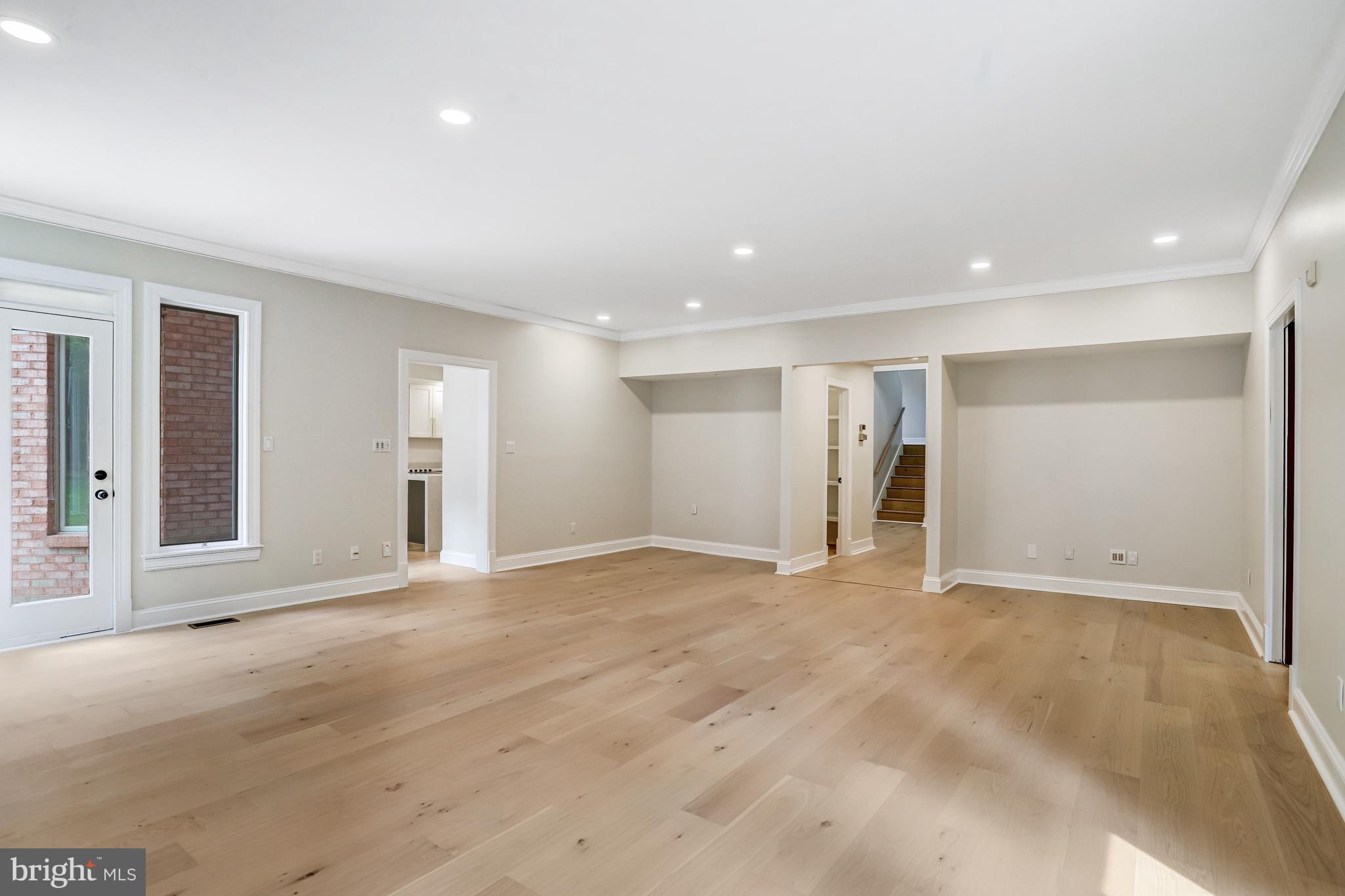 BEACH MILL ESTATES - Residential