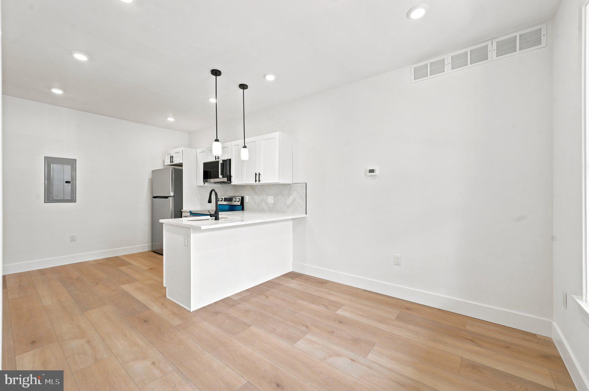 COBBS CREEK - Residential Income