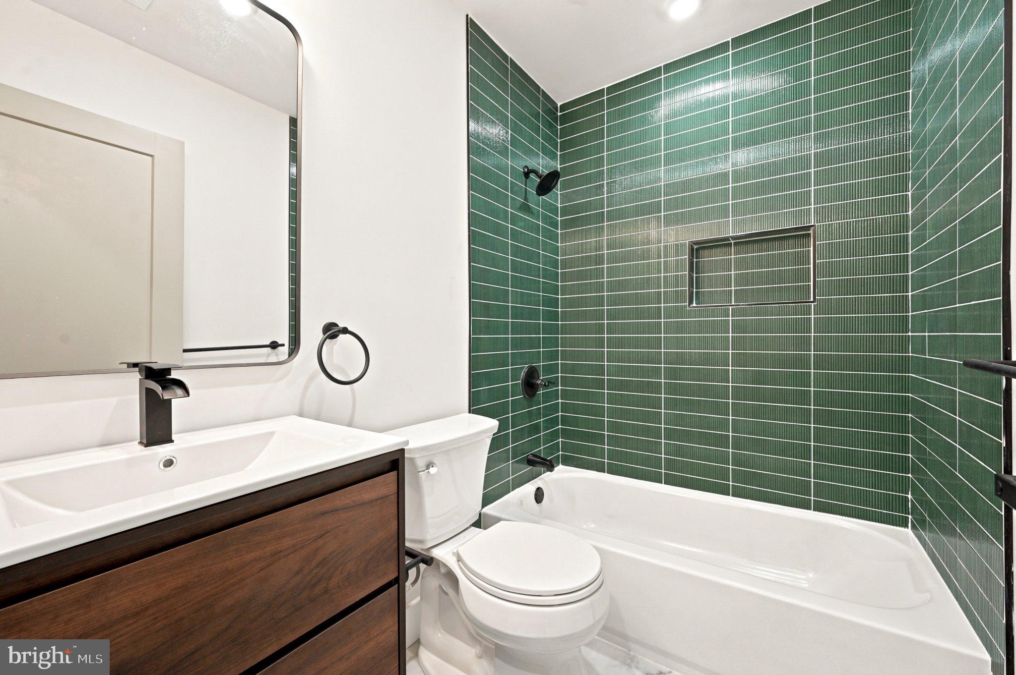 COBBS CREEK - Residential Income