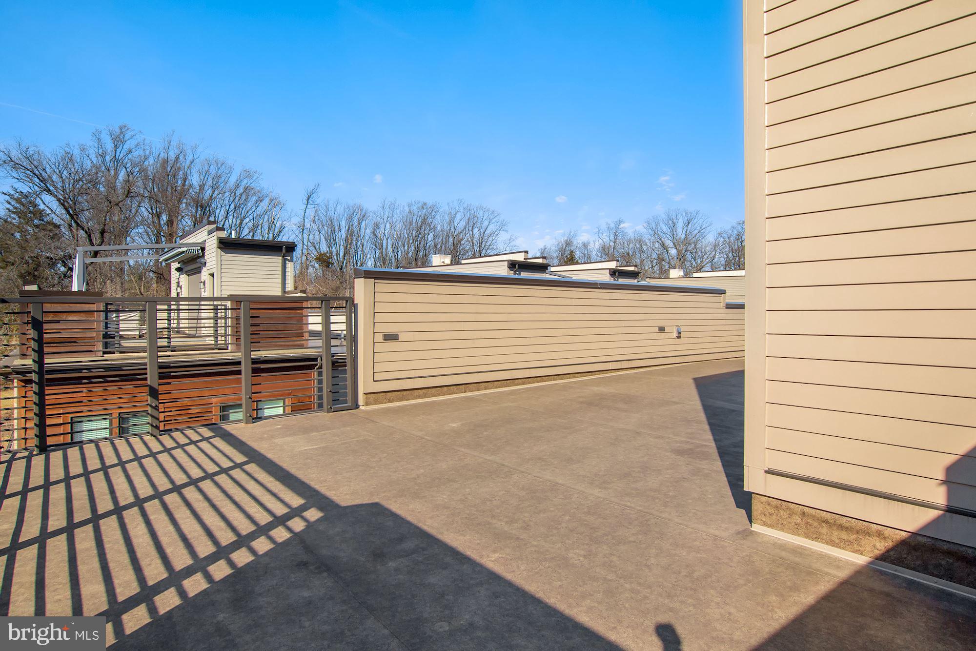 GROSVENOR HEIGHTS - Residential