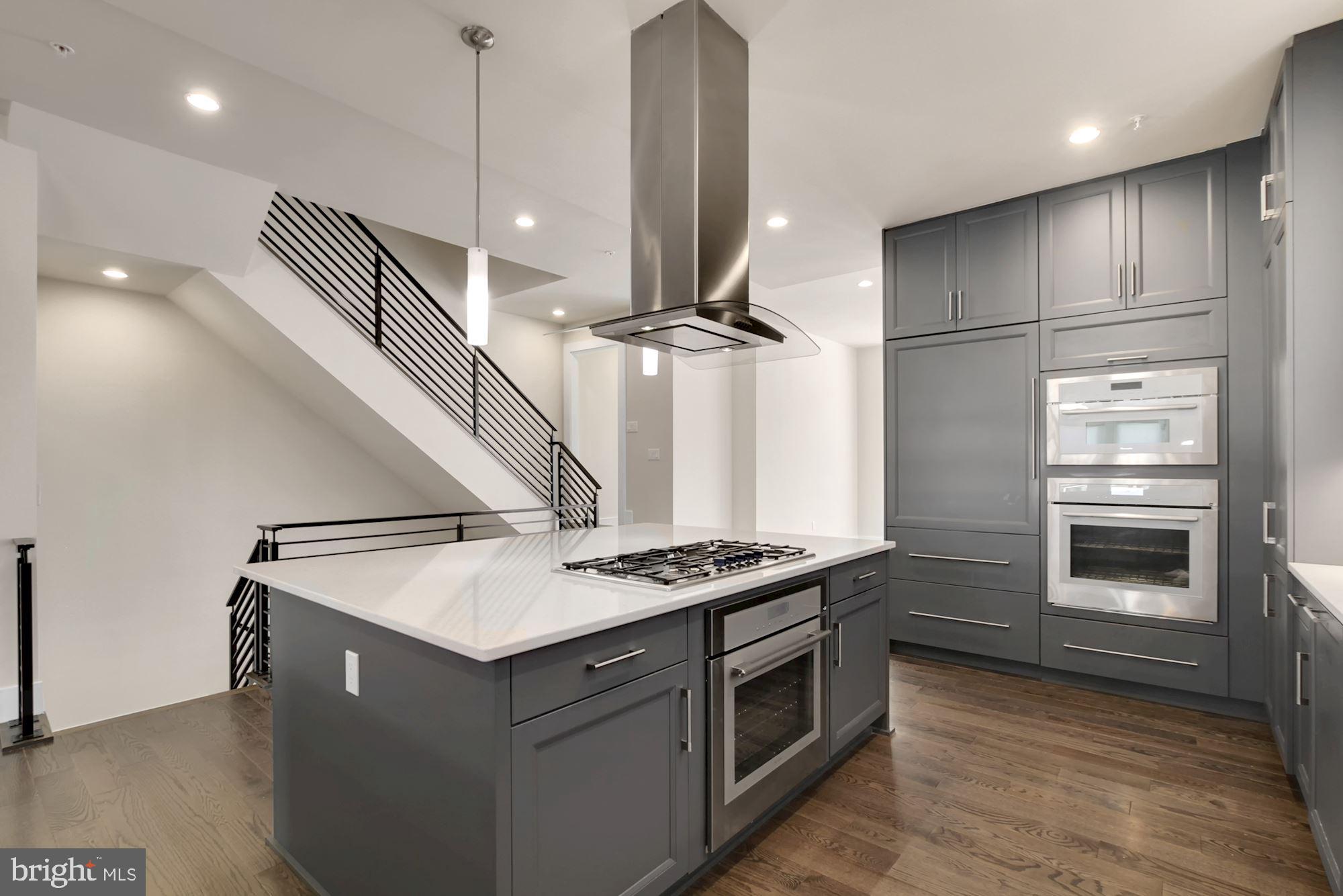 GROSVENOR HEIGHTS - Residential