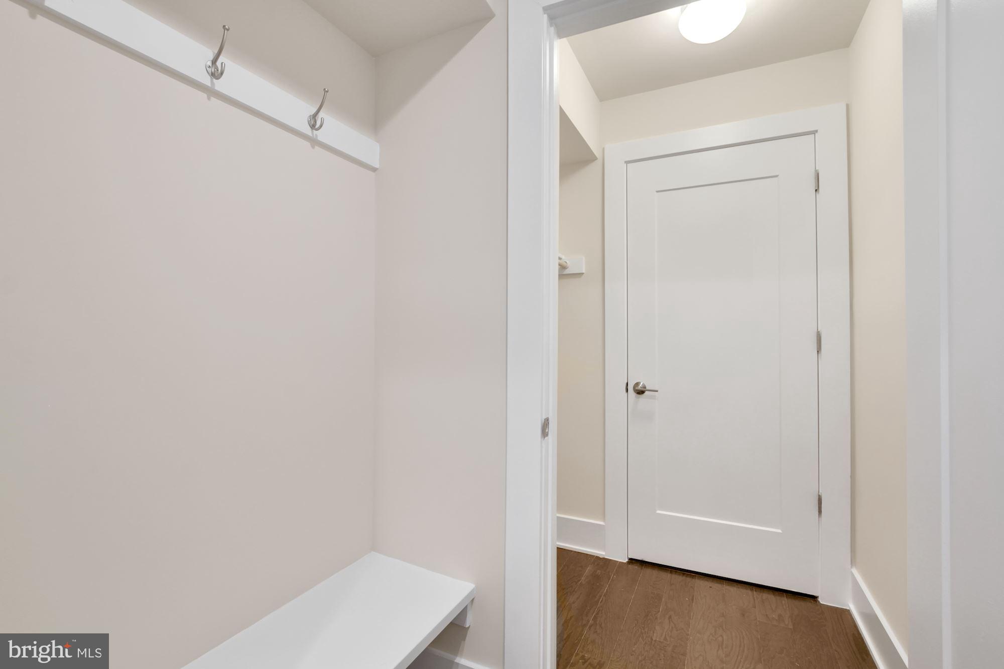 GROSVENOR HEIGHTS - Residential