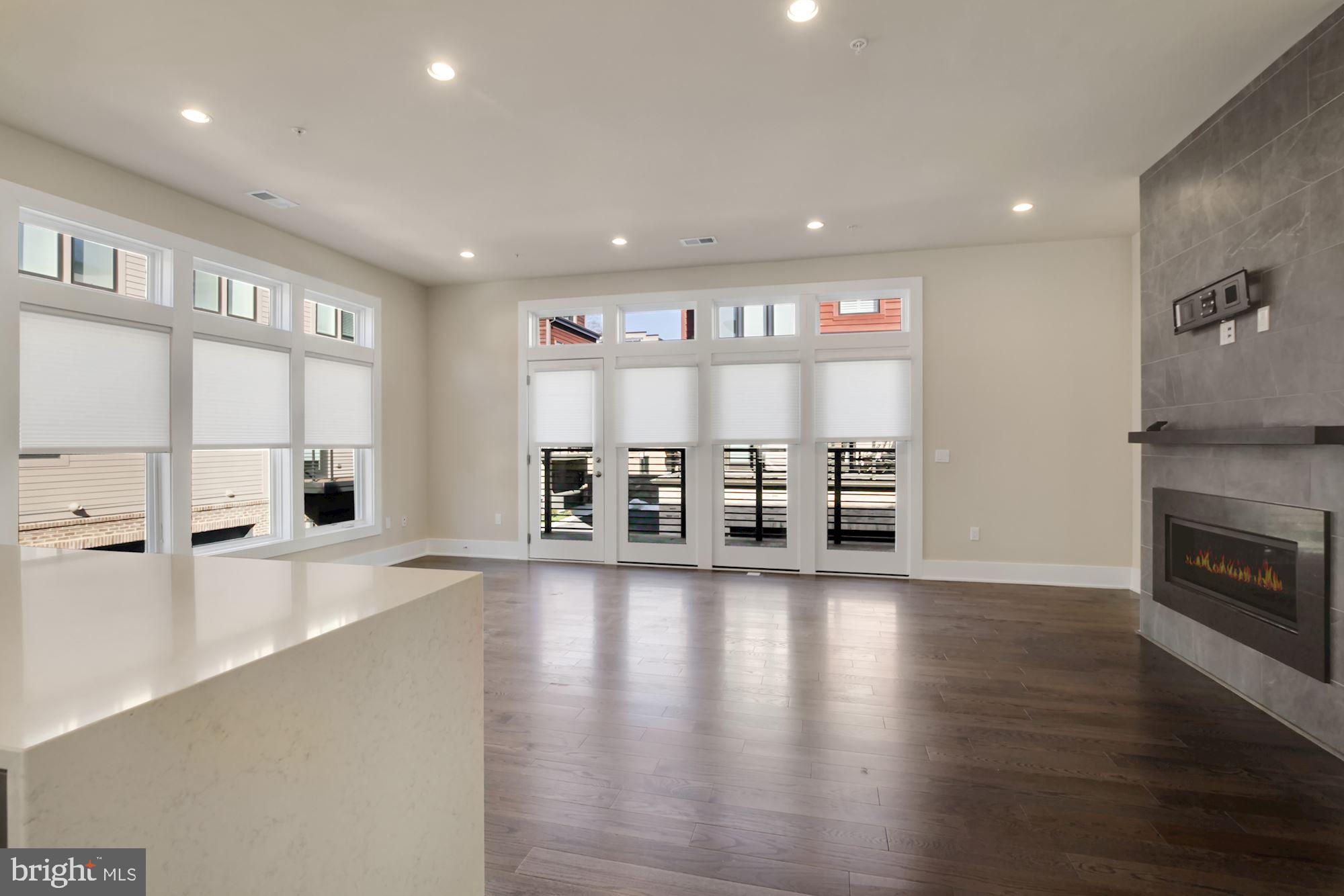 GROSVENOR HEIGHTS - Residential