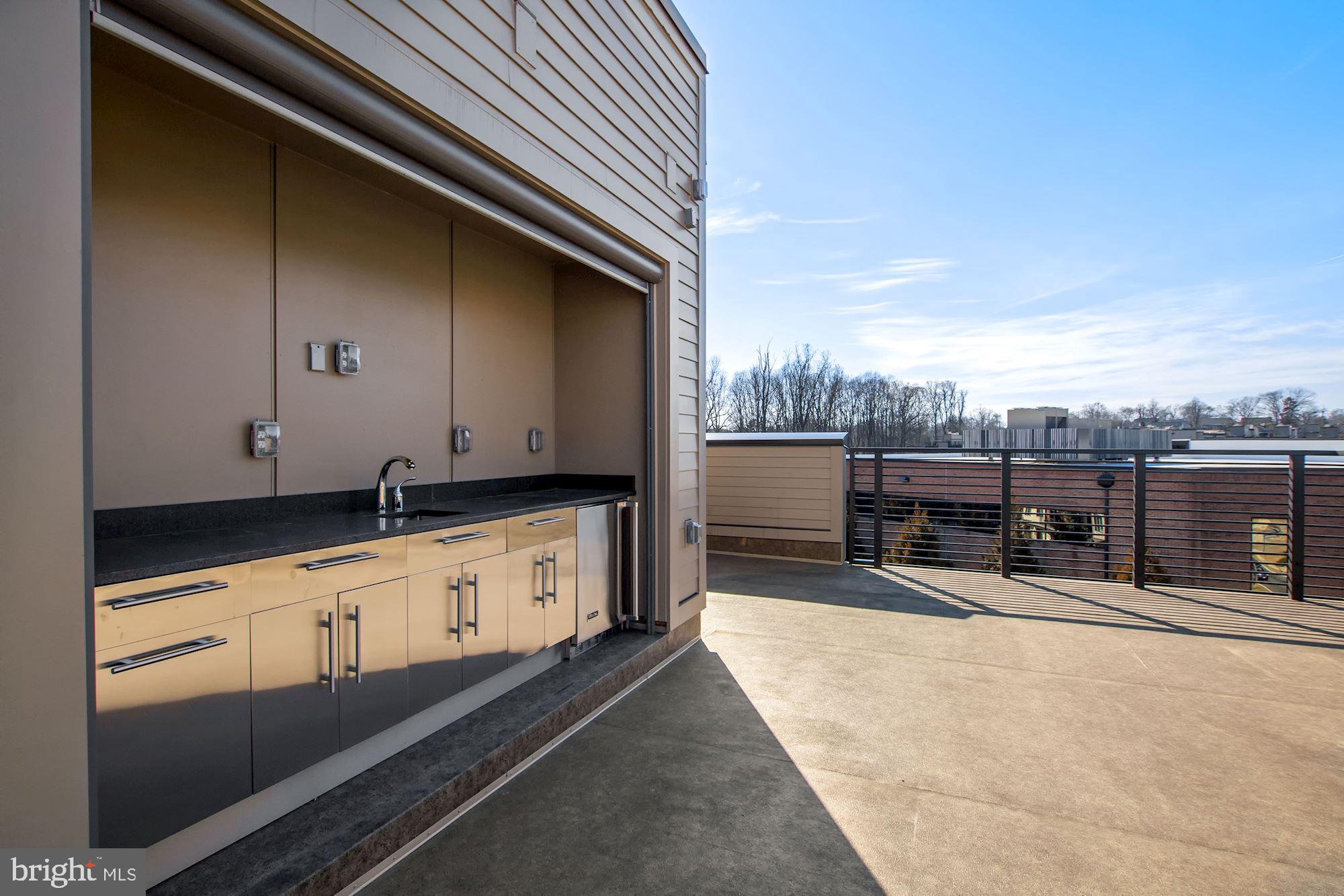 GROSVENOR HEIGHTS - Residential