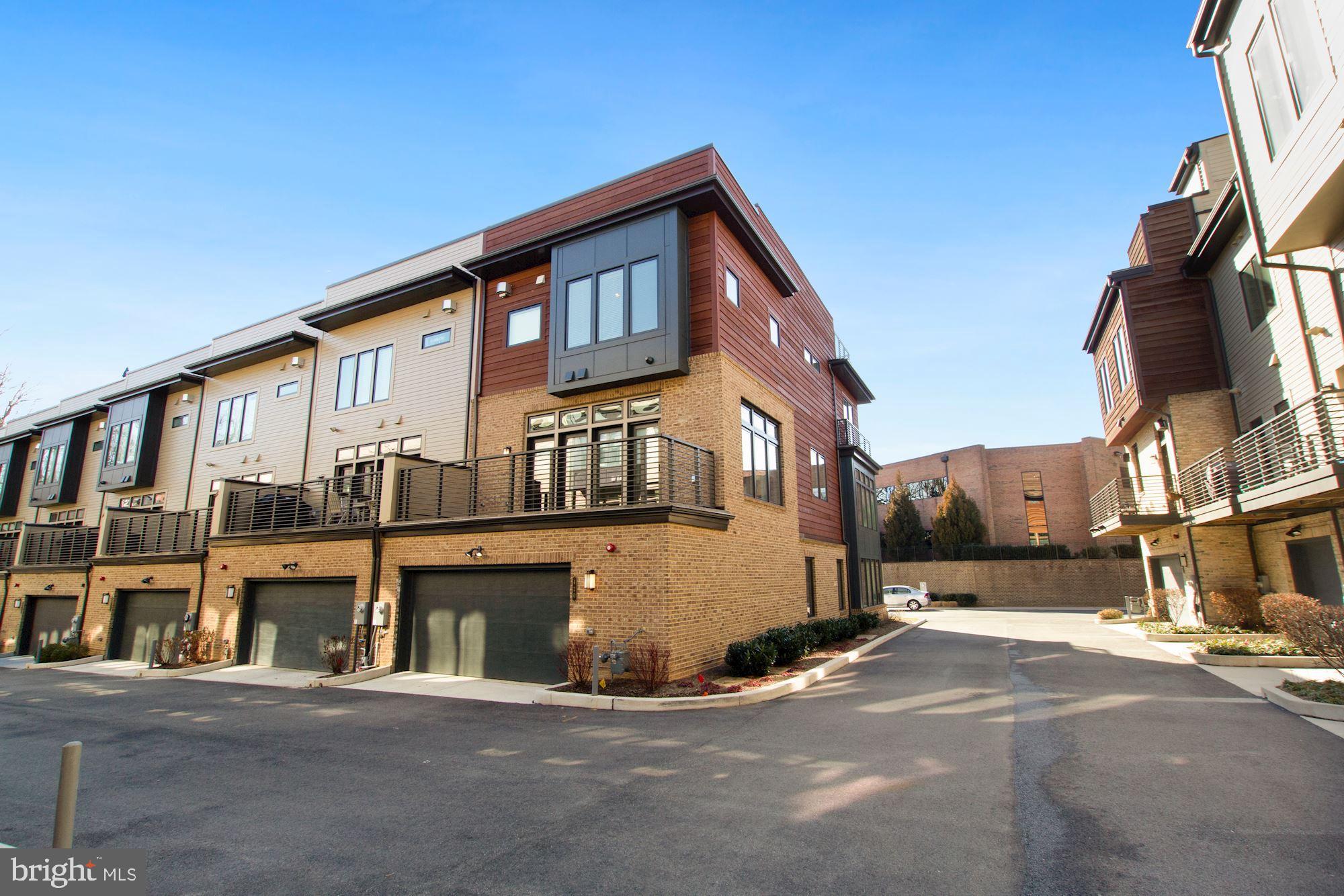 GROSVENOR HEIGHTS - Residential