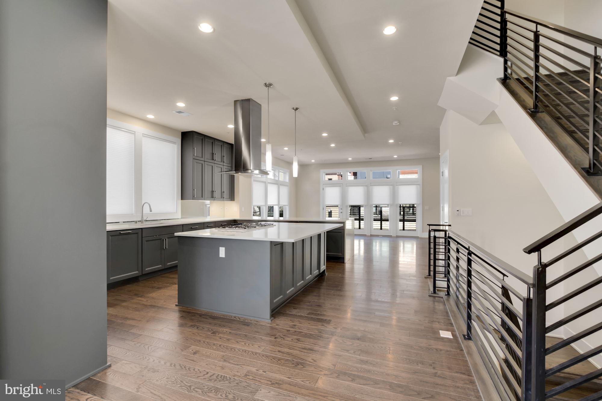 GROSVENOR HEIGHTS - Residential