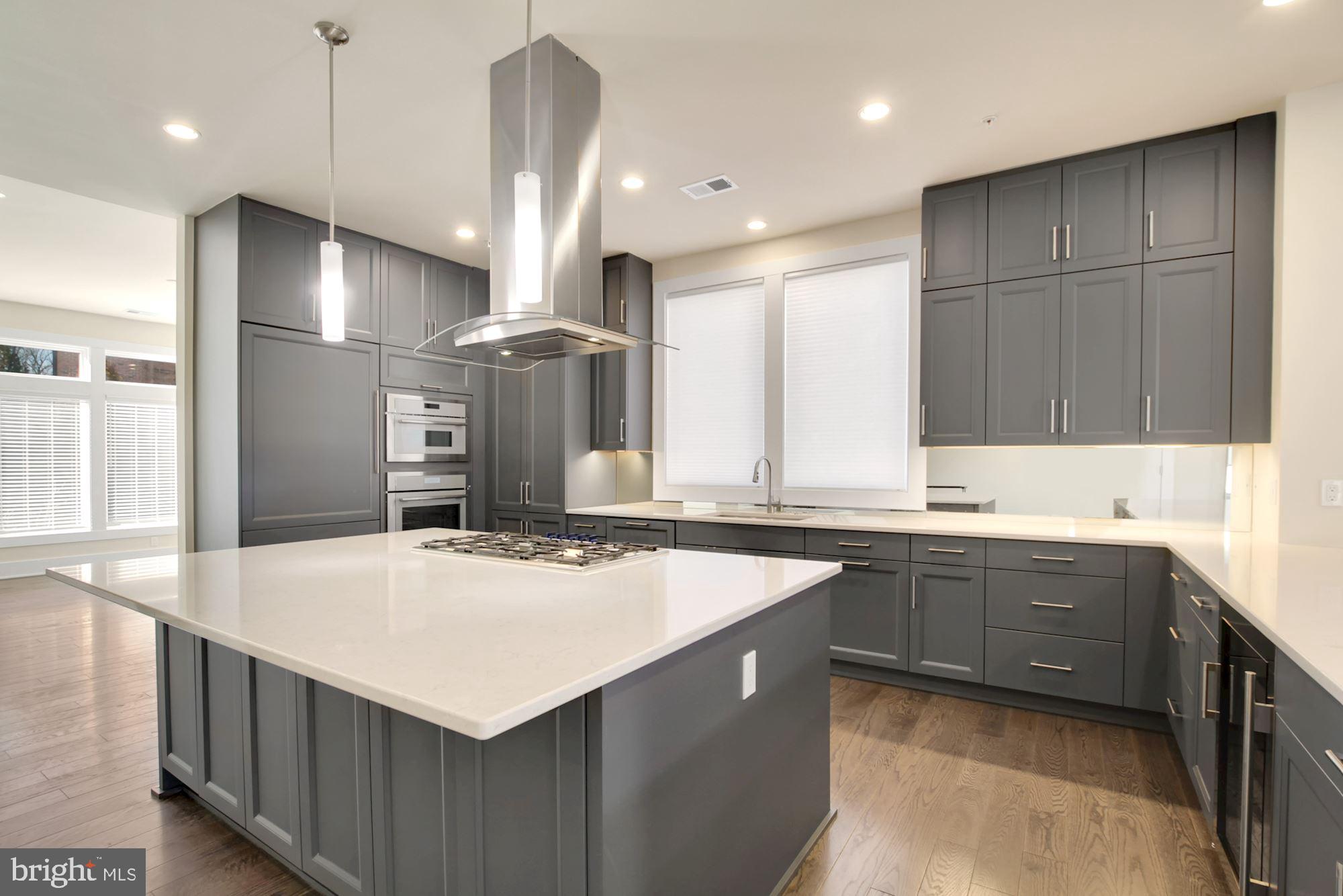 GROSVENOR HEIGHTS - Residential