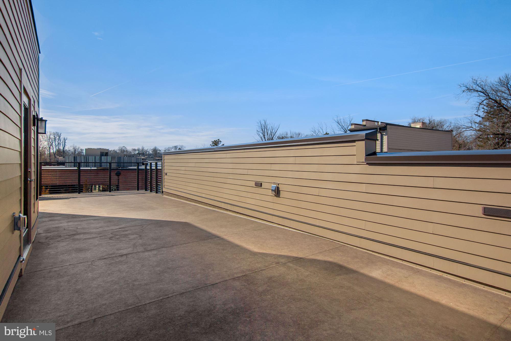 GROSVENOR HEIGHTS - Residential