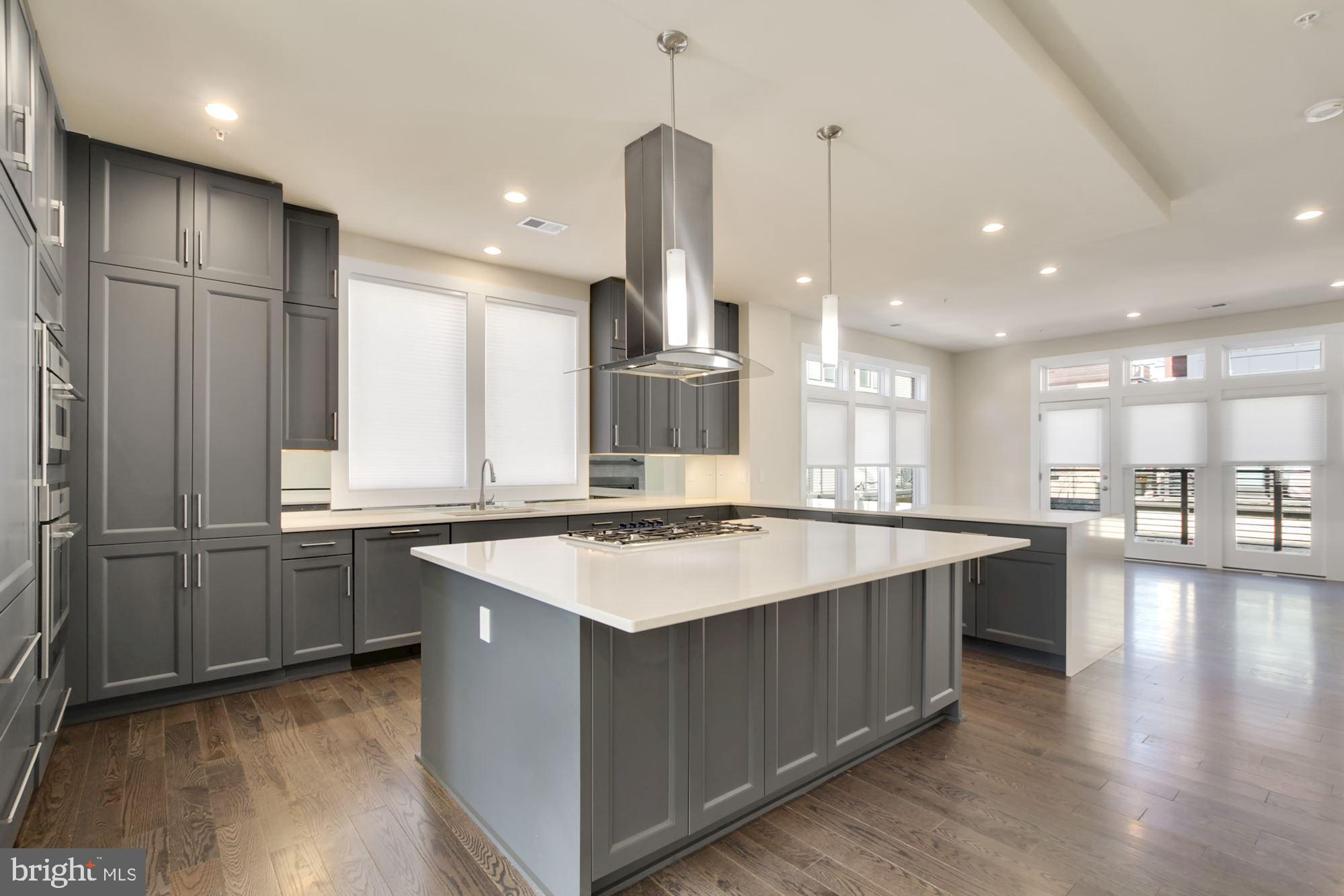 GROSVENOR HEIGHTS - Residential