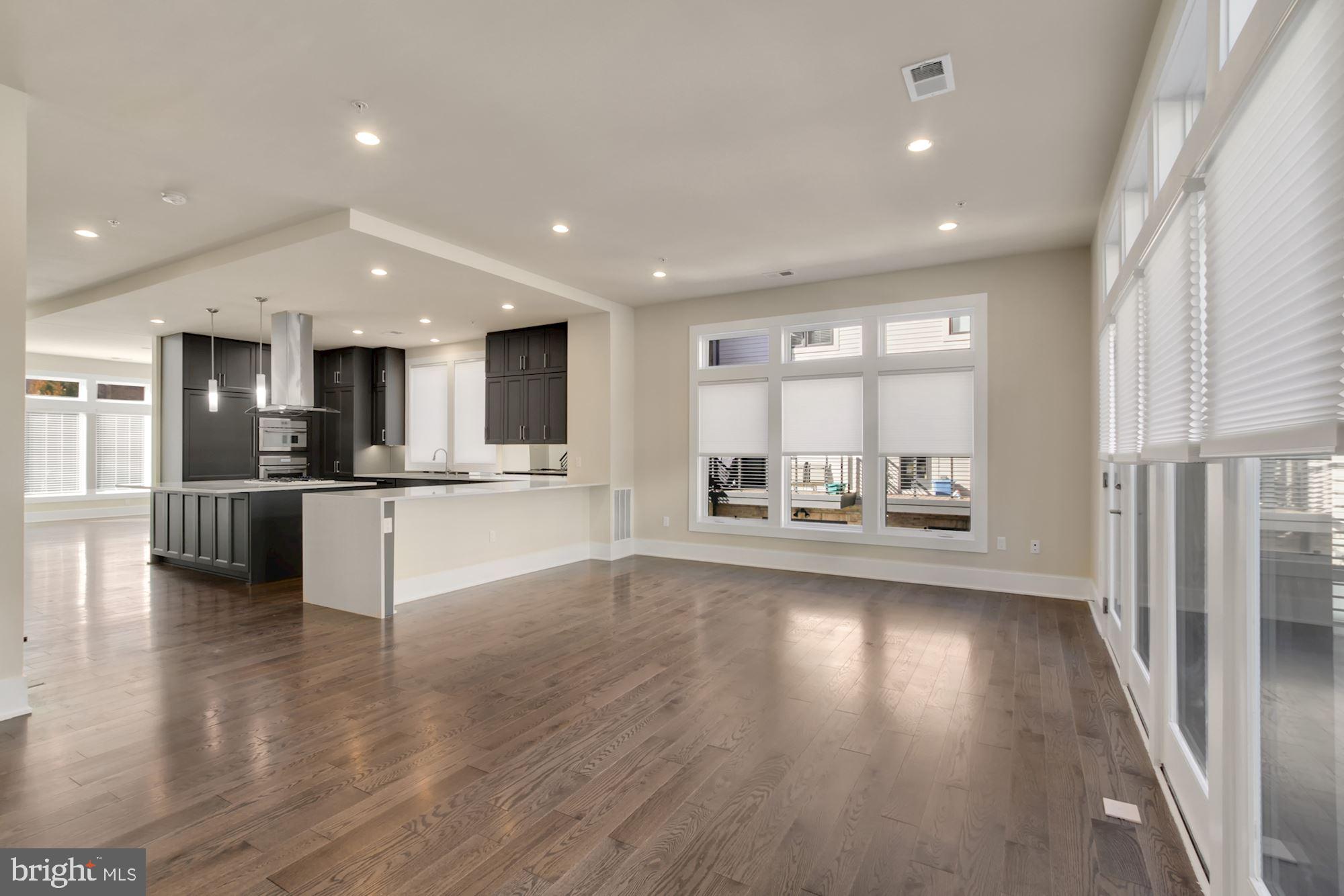 GROSVENOR HEIGHTS - Residential