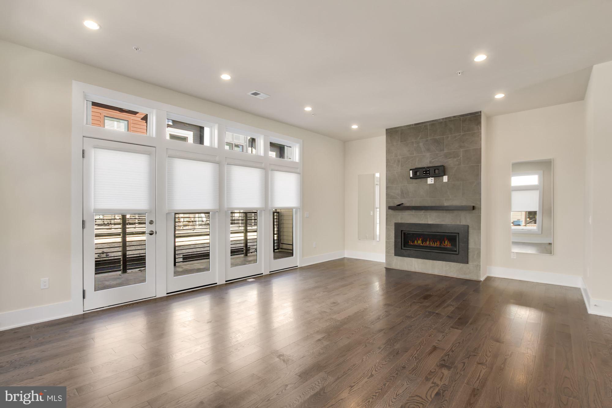 GROSVENOR HEIGHTS - Residential