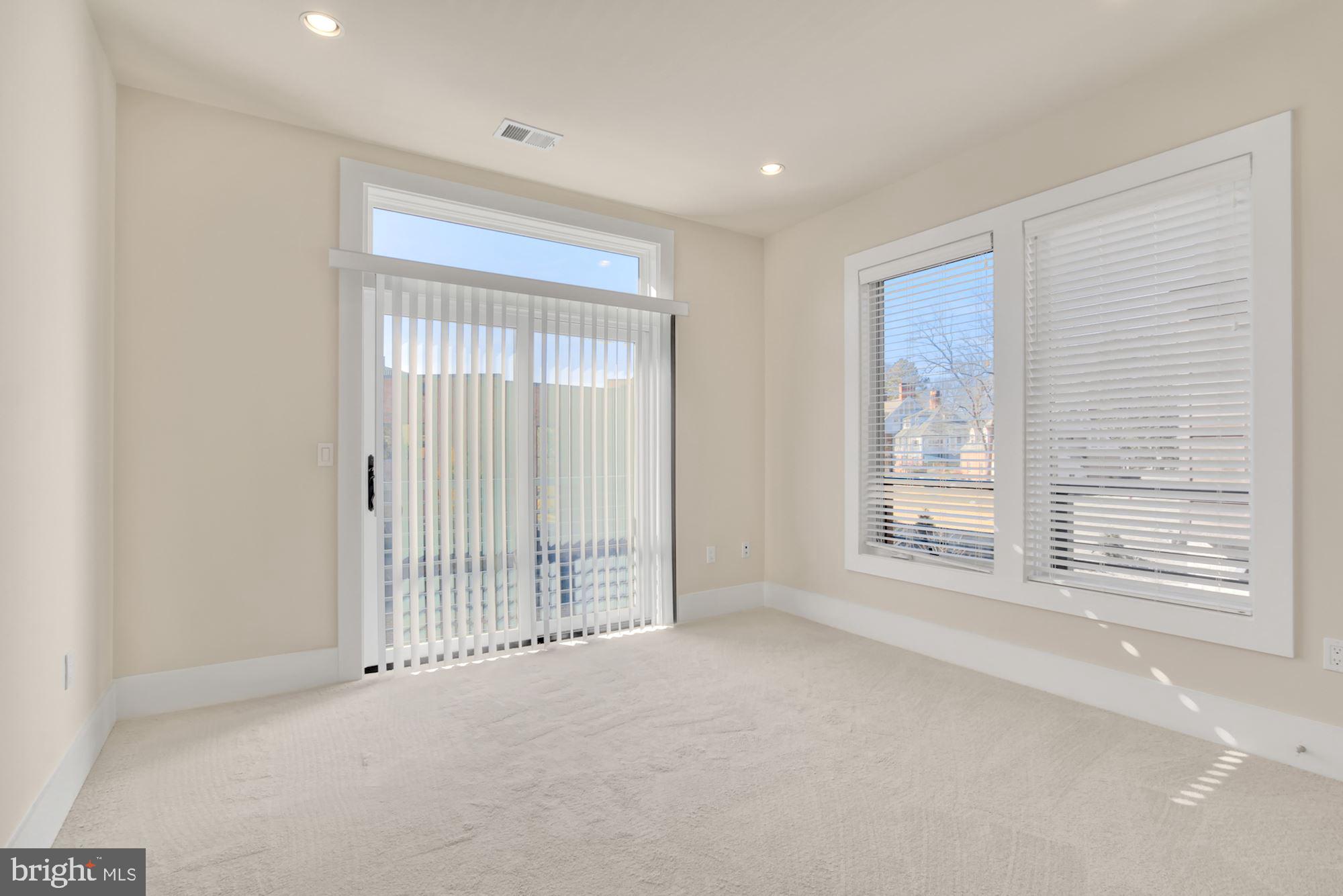 GROSVENOR HEIGHTS - Residential