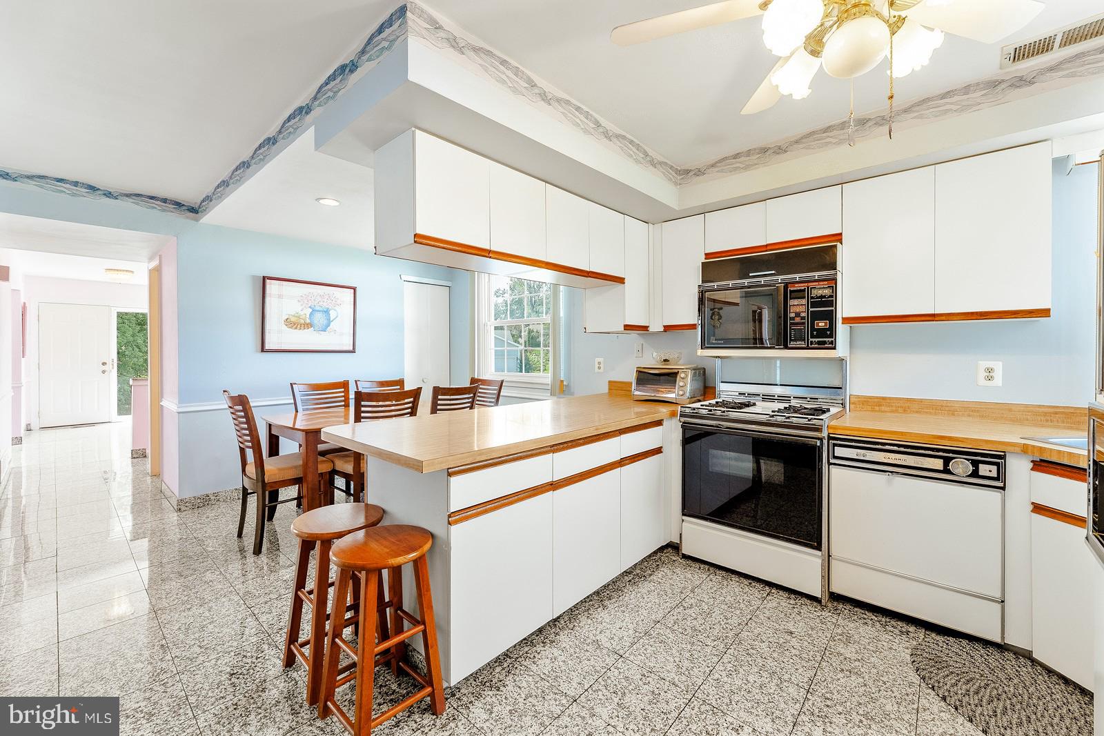 SOMERTON - Residential