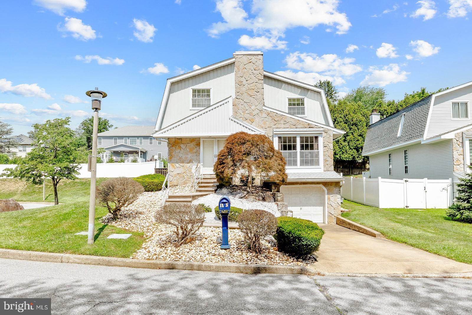 SOMERTON - Residential