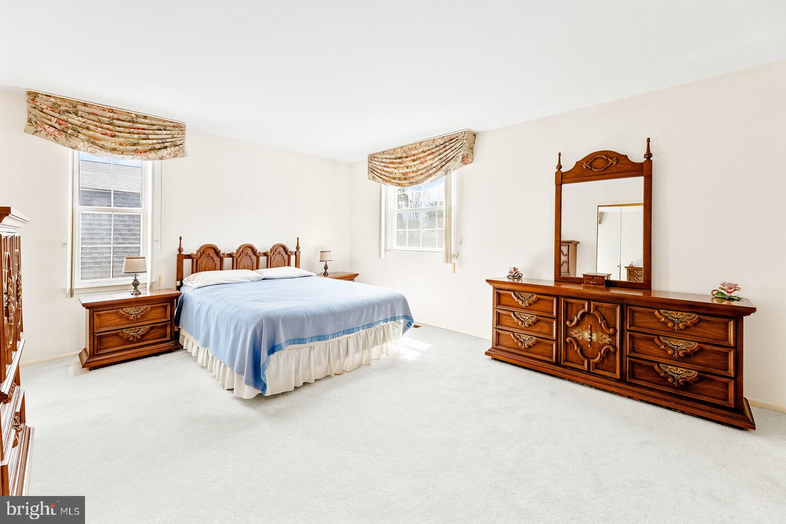 SOMERTON - Residential
