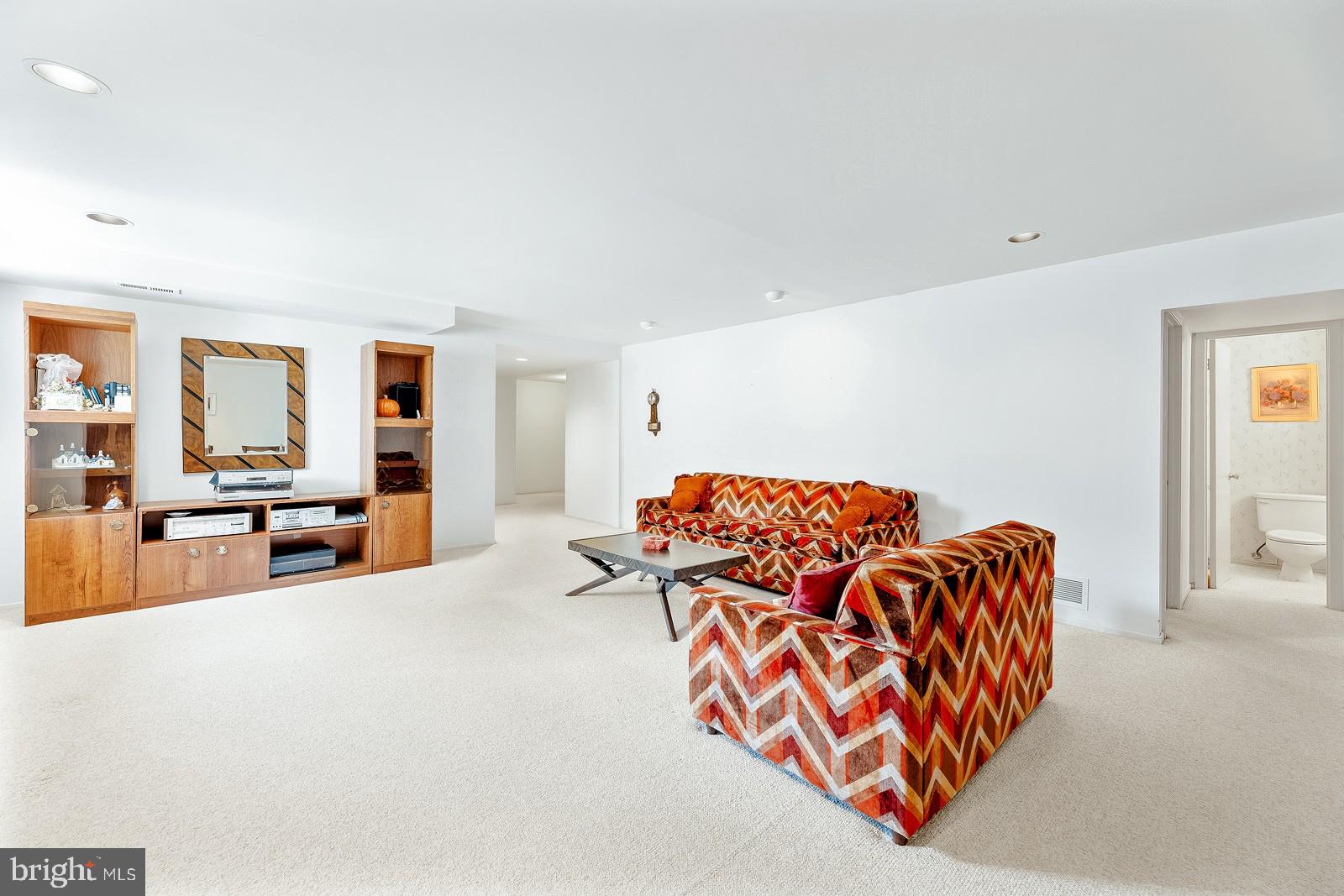 SOMERTON - Residential