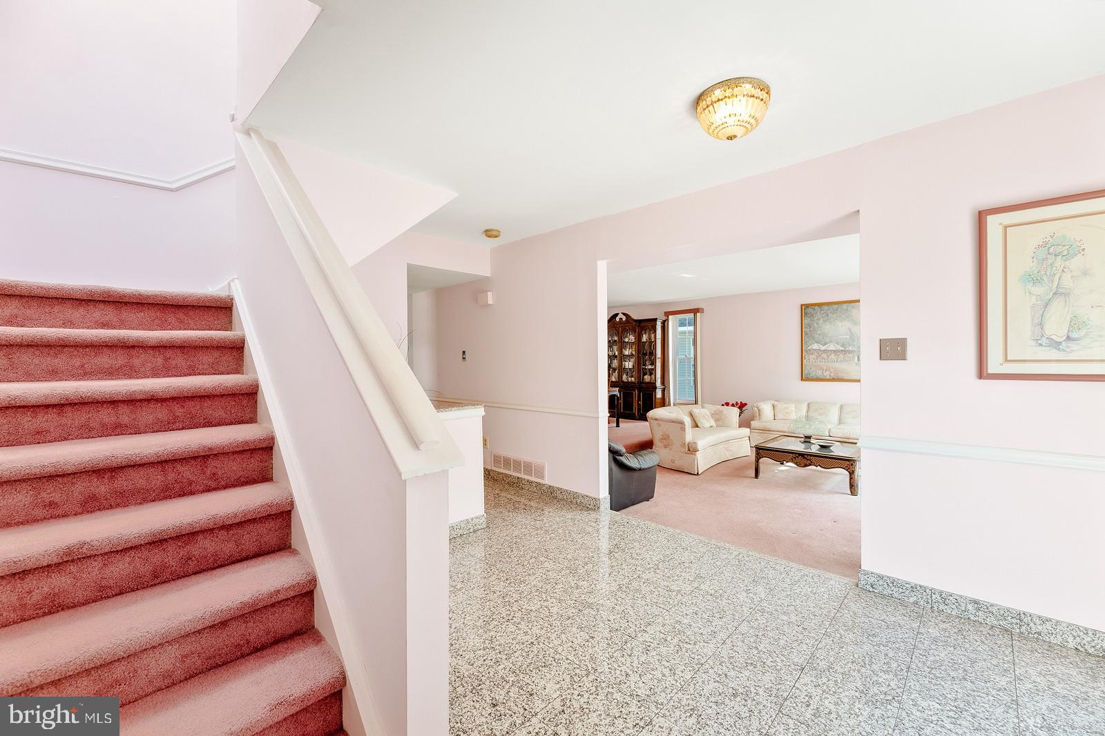 SOMERTON - Residential