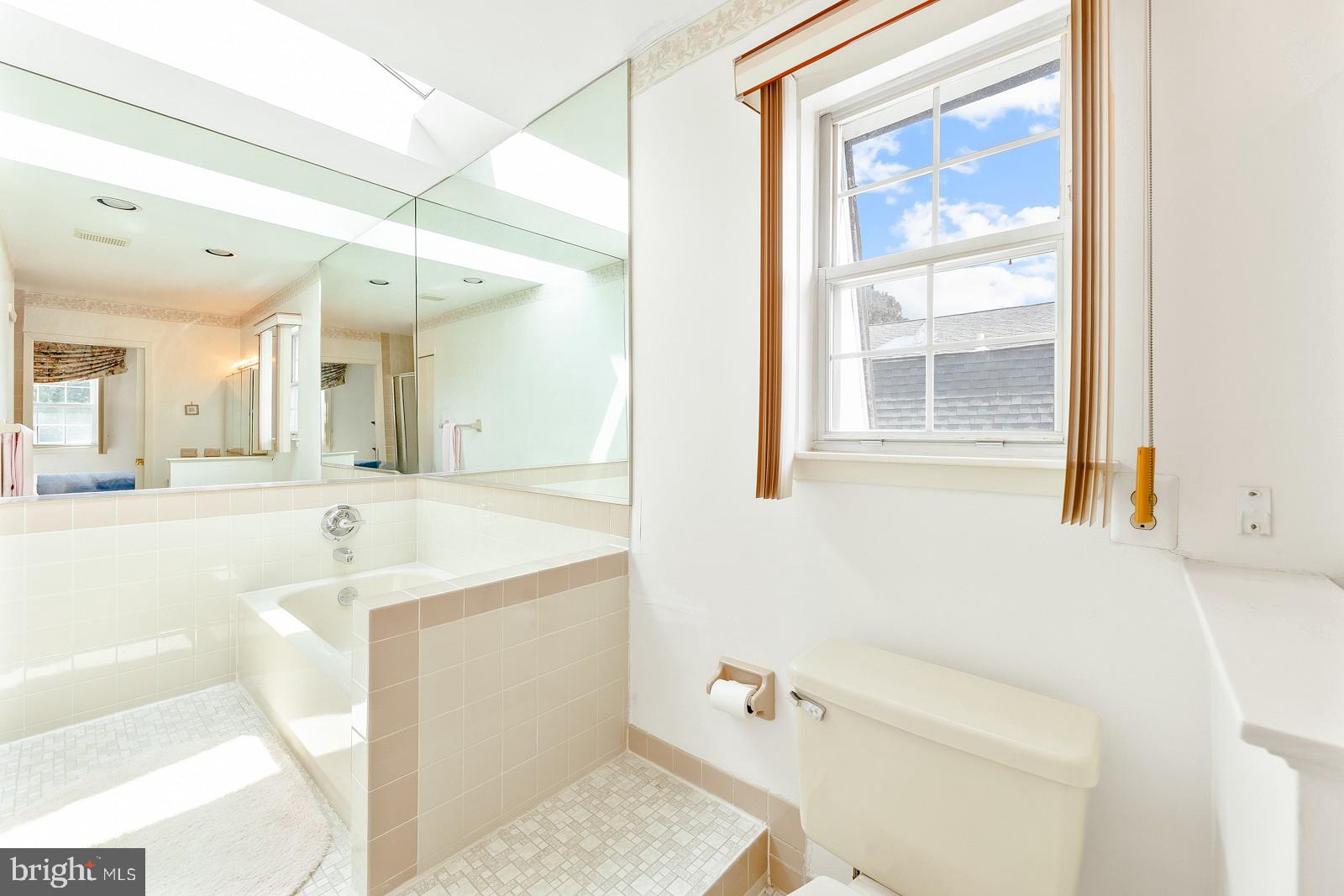 SOMERTON - Residential