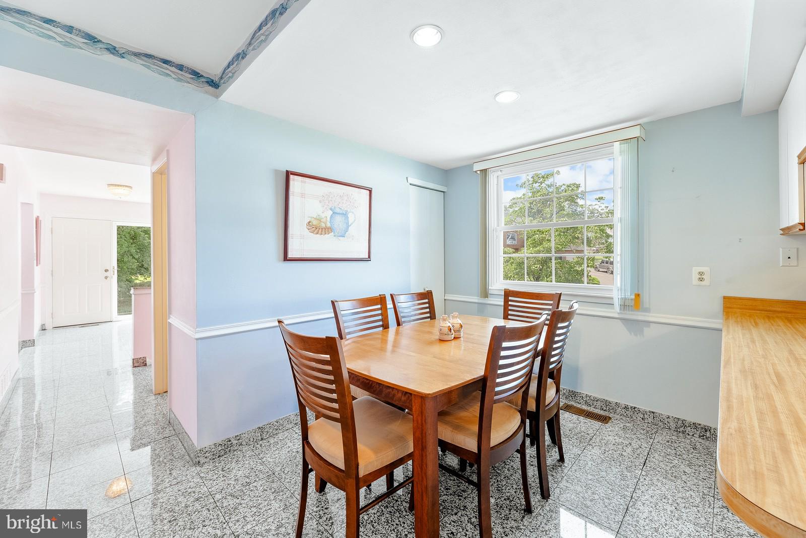 SOMERTON - Residential