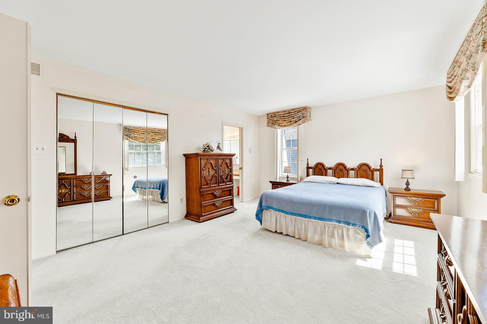 SOMERTON - Residential