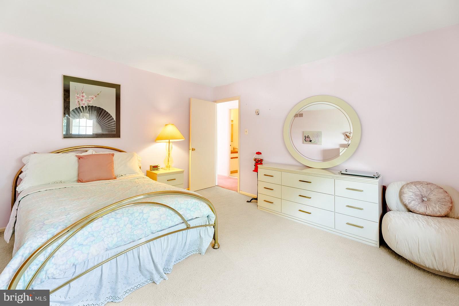 SOMERTON - Residential
