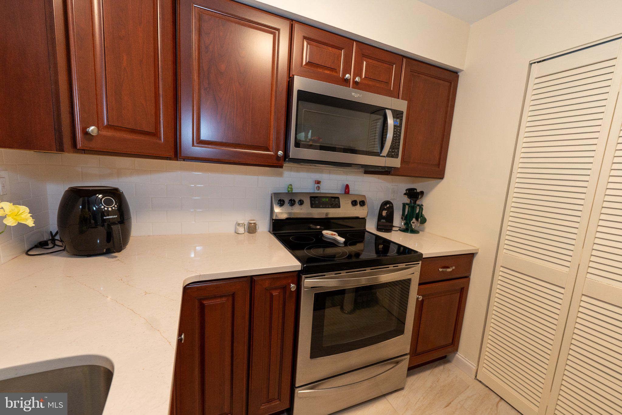 MORGANDALE CONDO - Residential