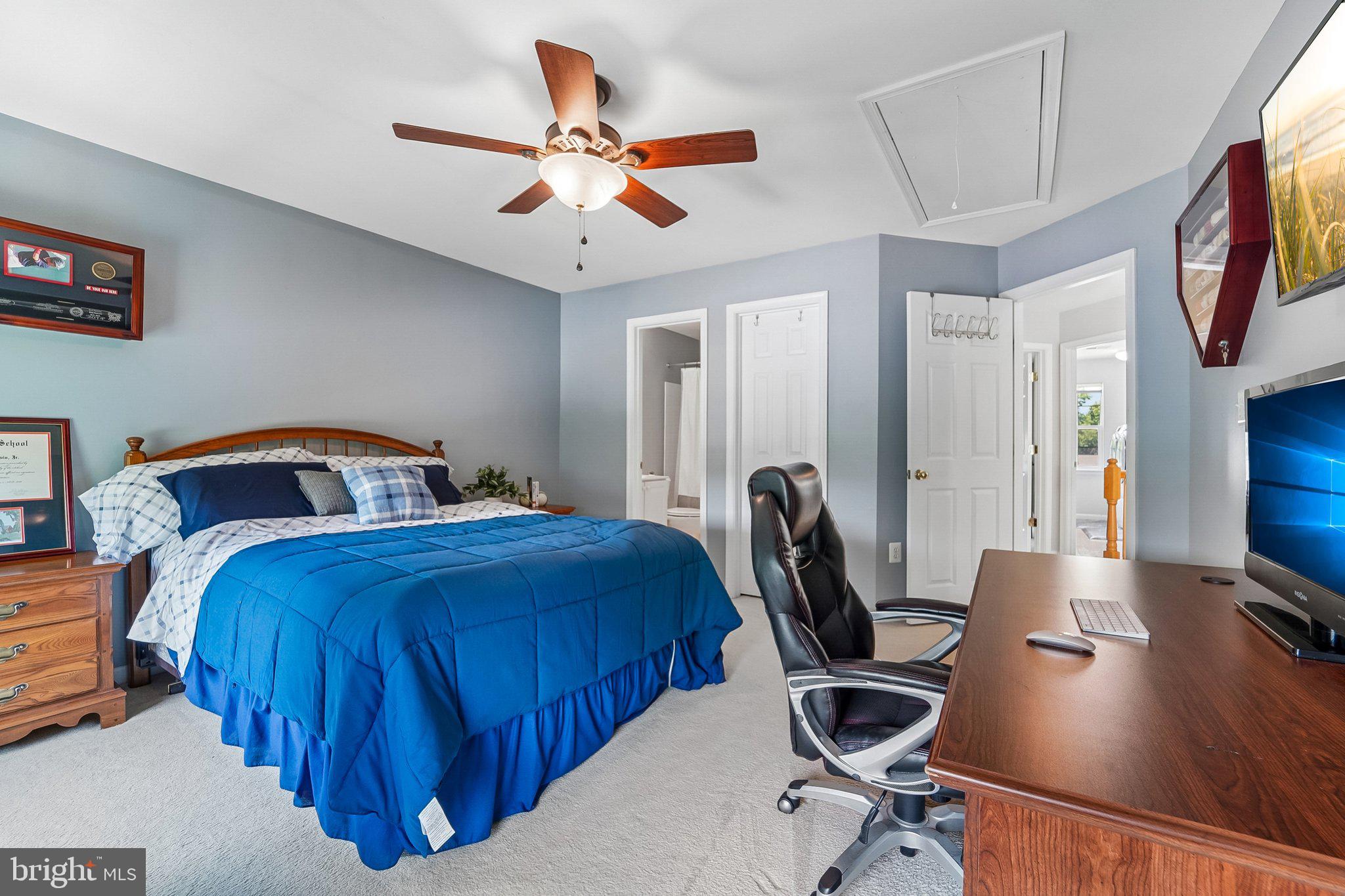 ASHBROOK - Residential