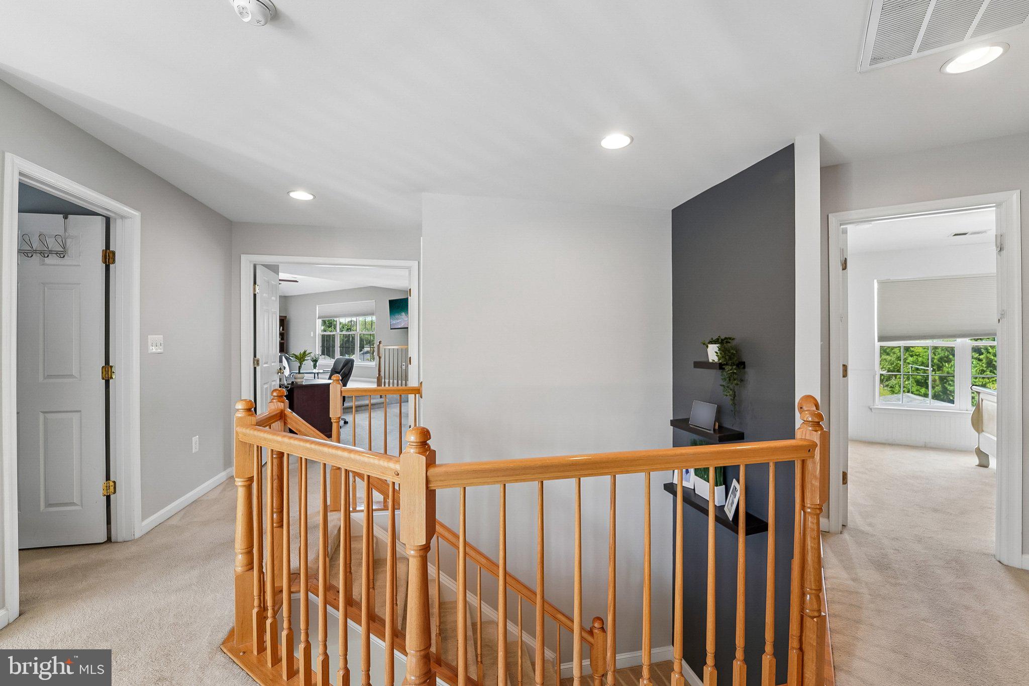 ASHBROOK - Residential