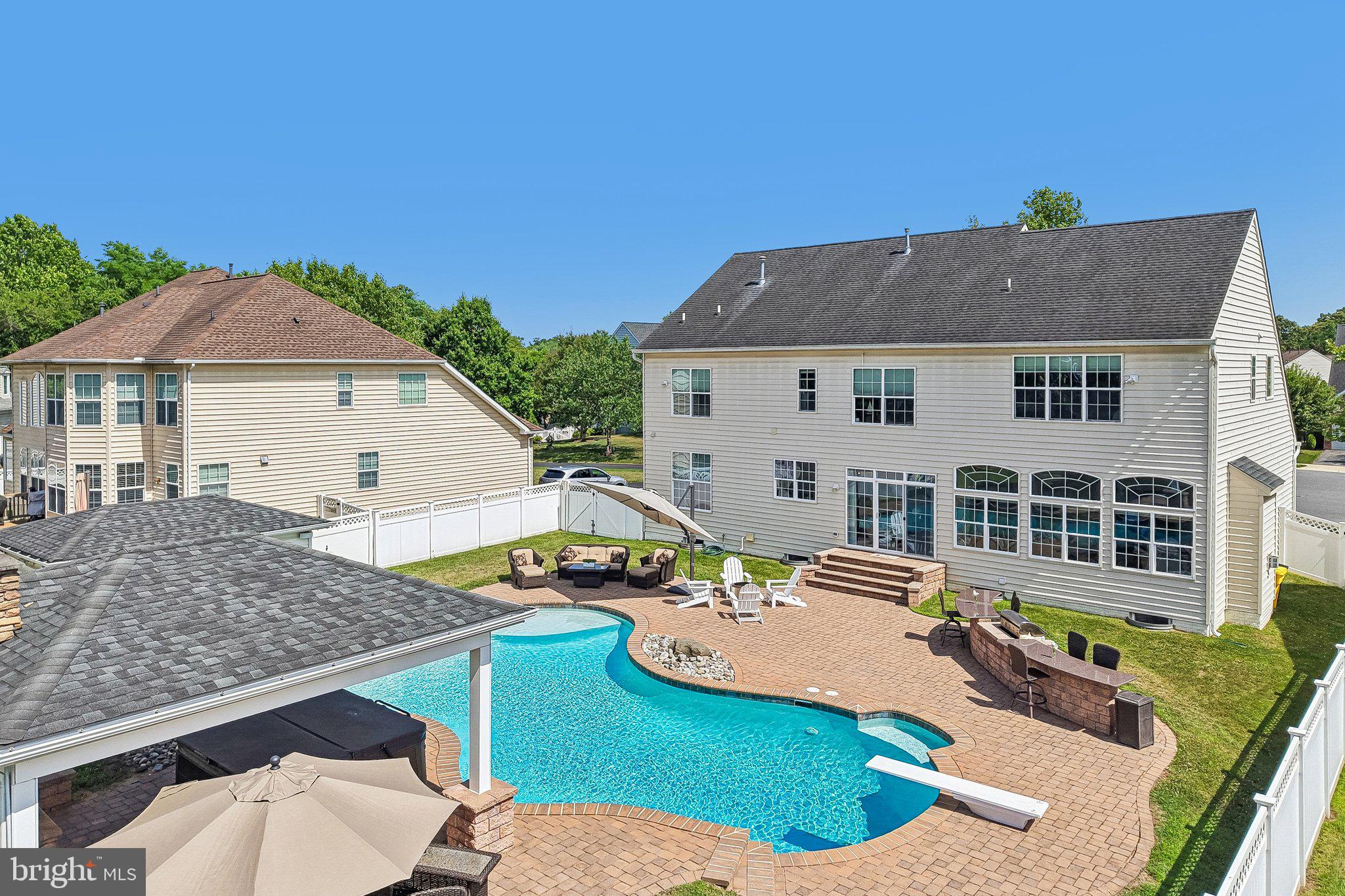ASHBROOK - Residential