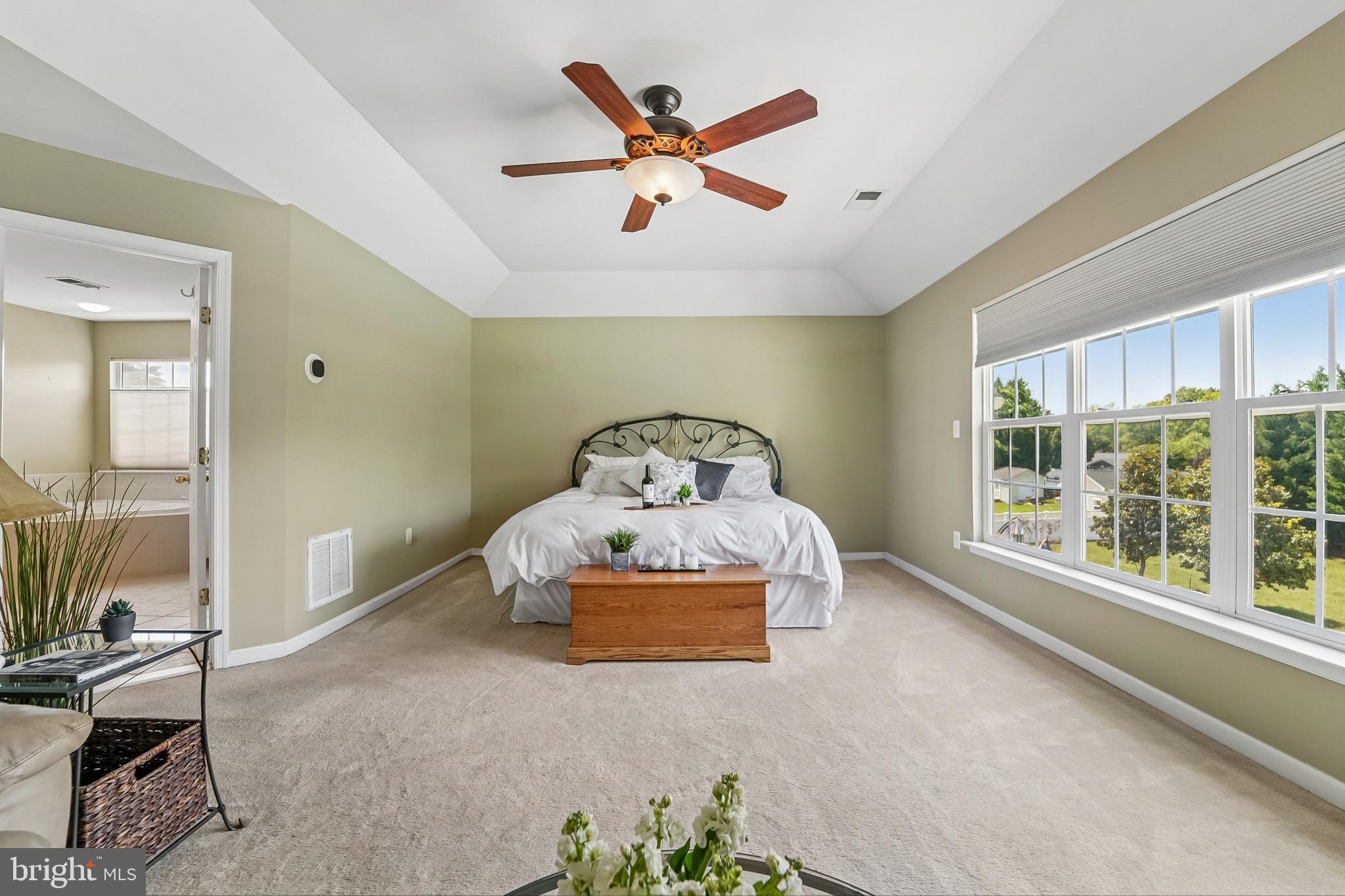 ASHBROOK - Residential
