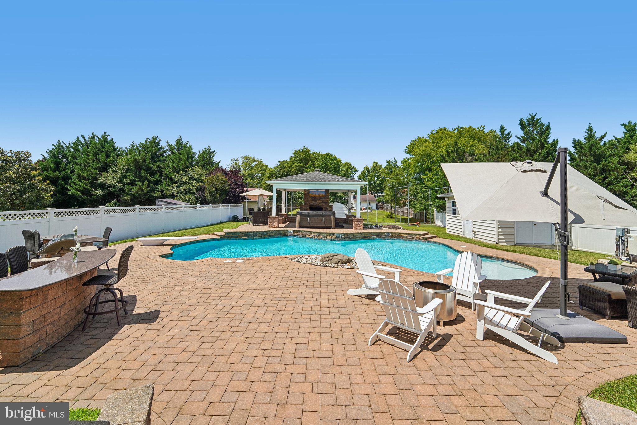 ASHBROOK - Residential