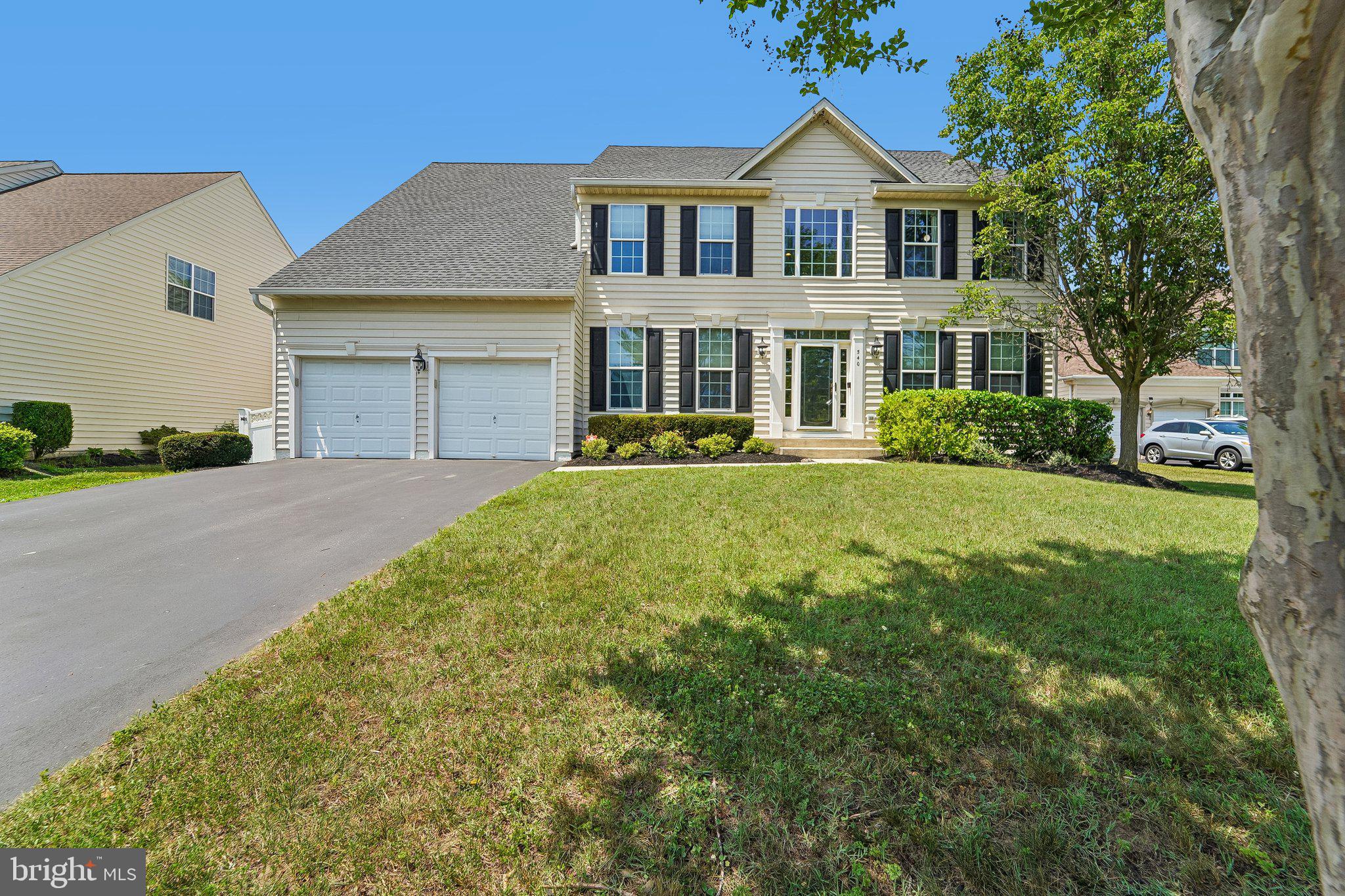 ASHBROOK - Residential