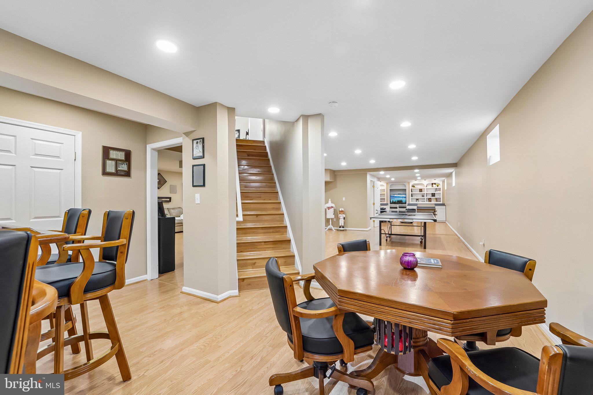 ASHBROOK - Residential