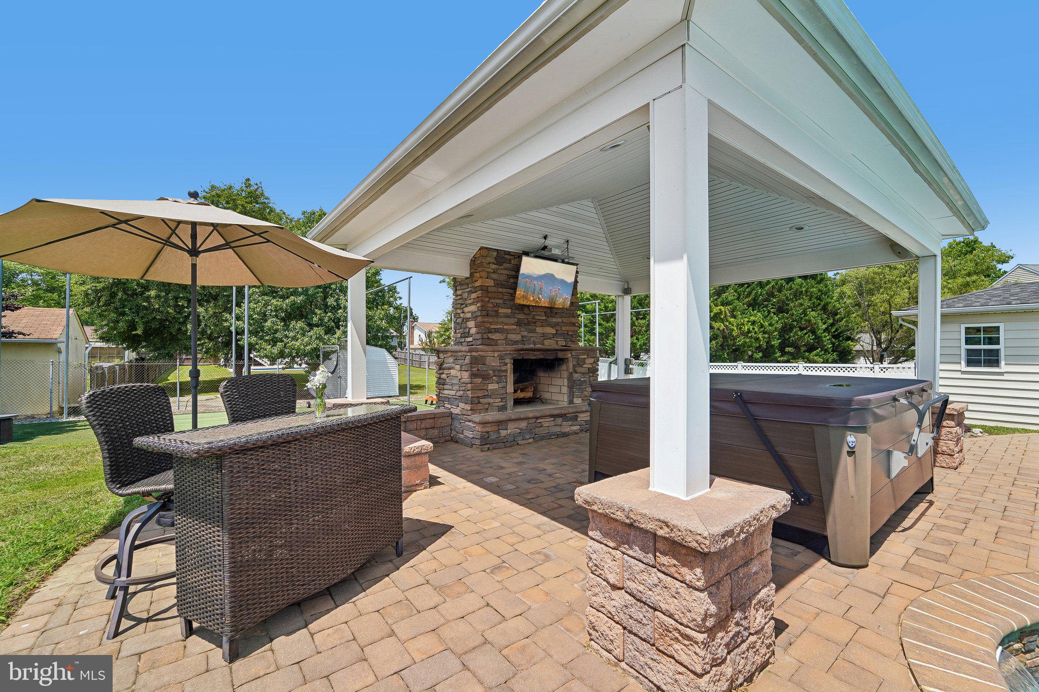 ASHBROOK - Residential