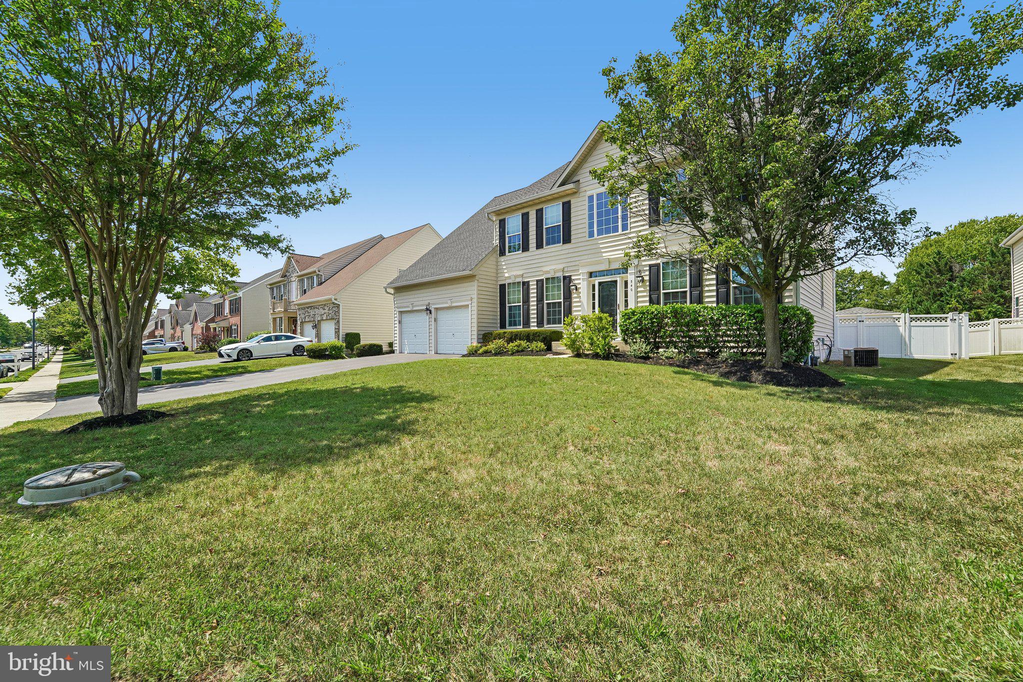 ASHBROOK - Residential