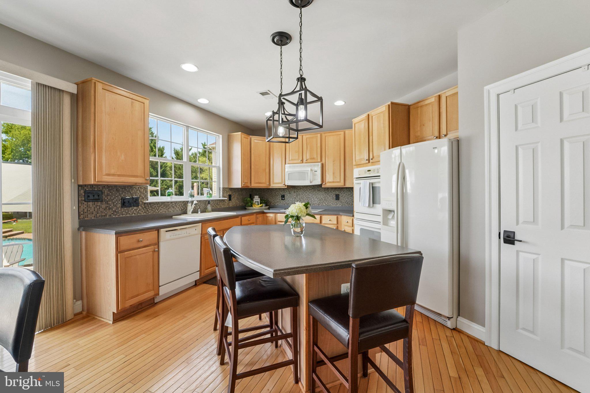 ASHBROOK - Residential