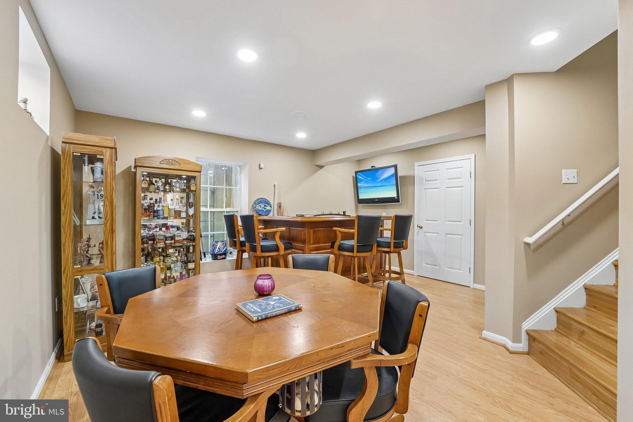 ASHBROOK - Residential