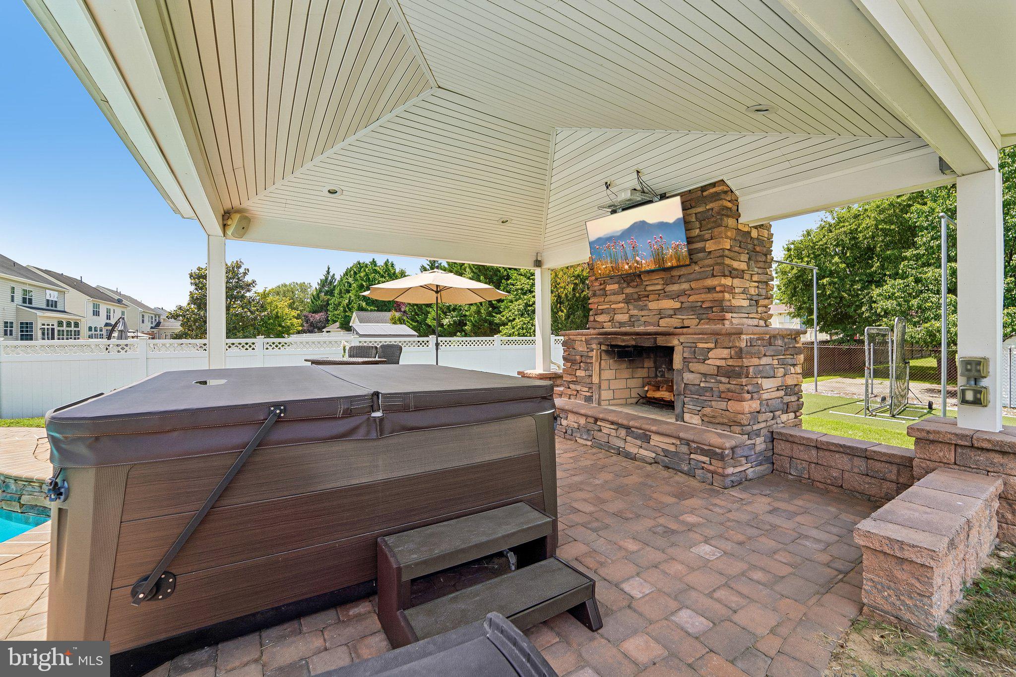 ASHBROOK - Residential