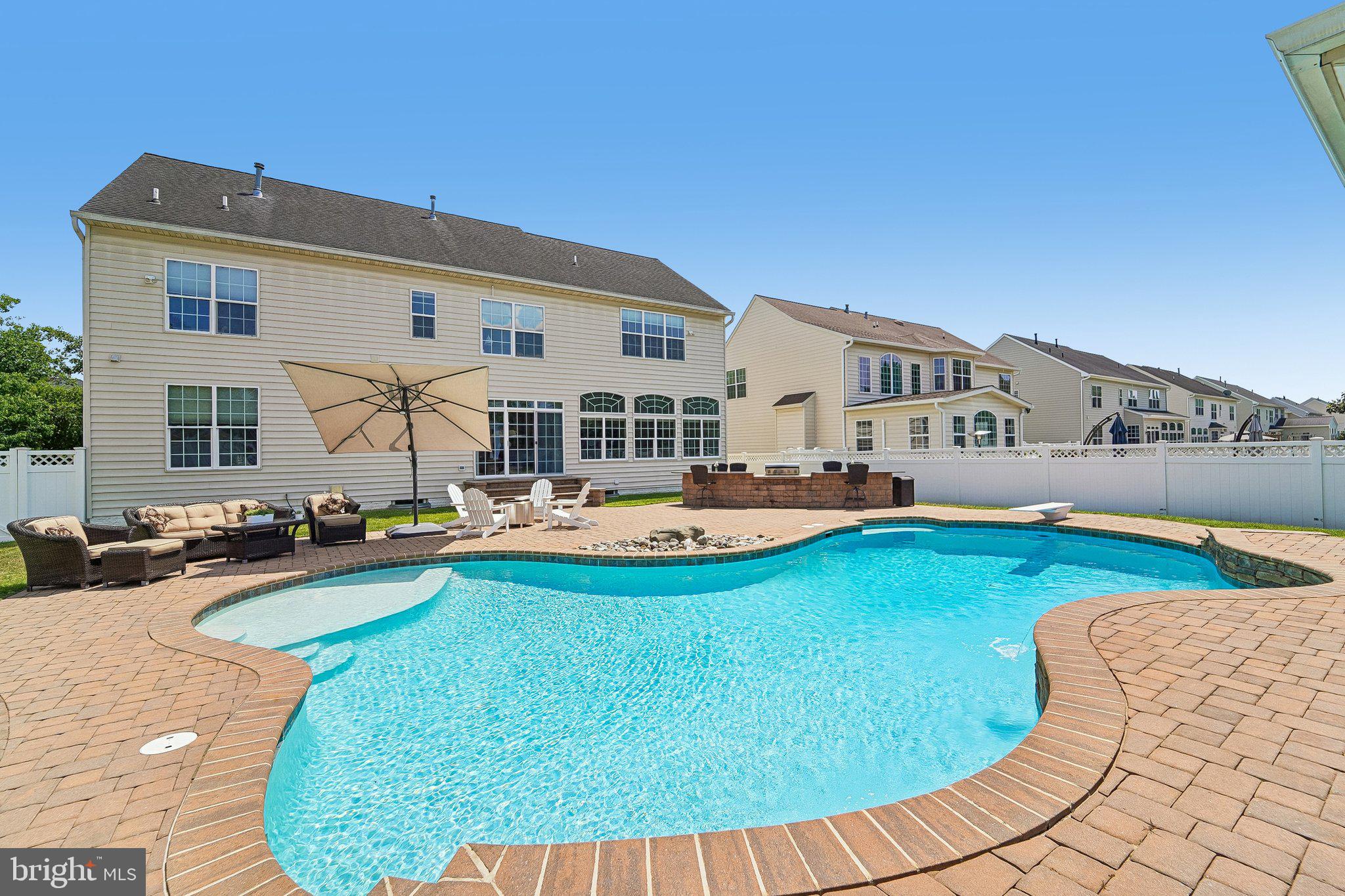 ASHBROOK - Residential