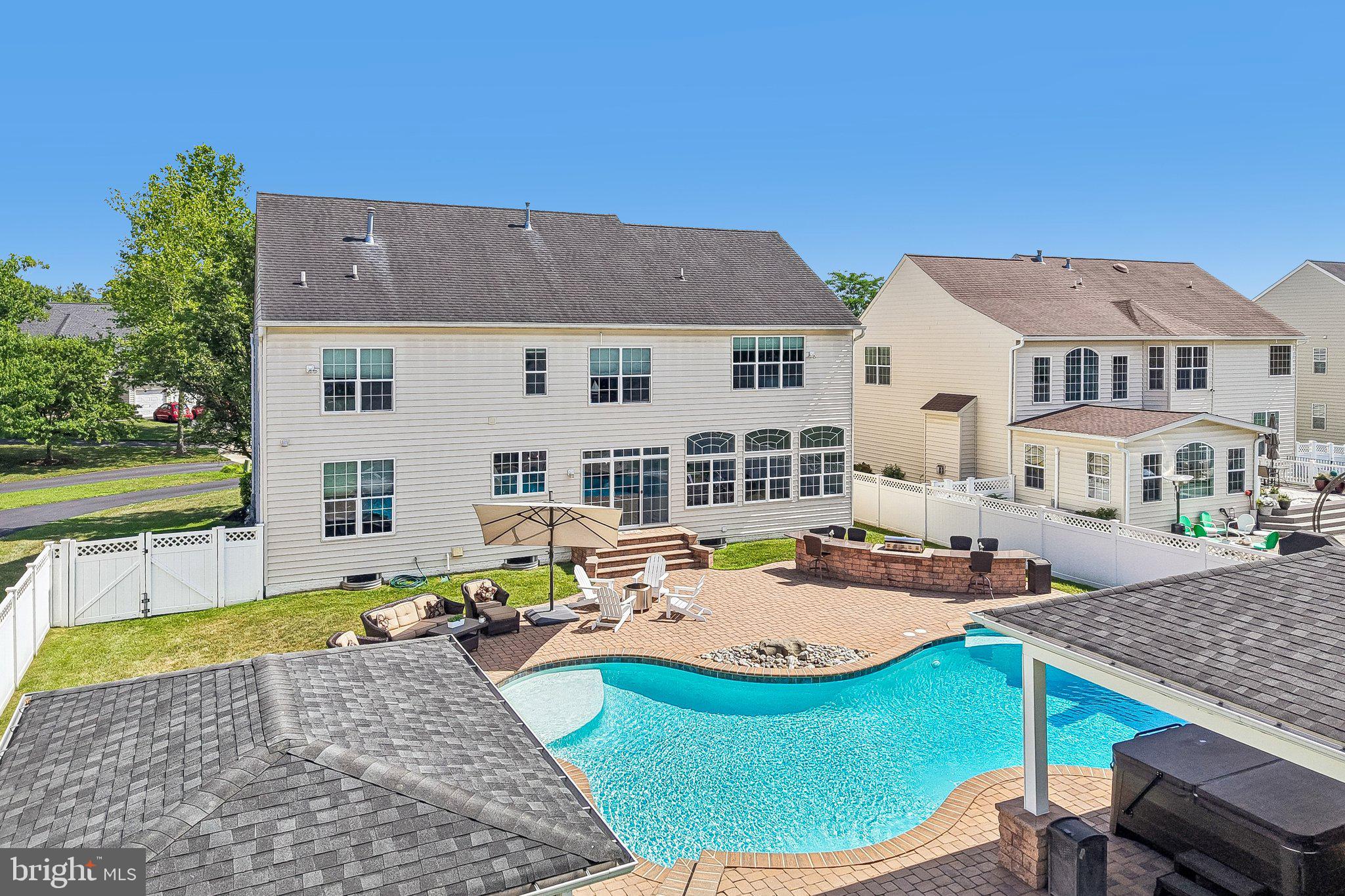 ASHBROOK - Residential